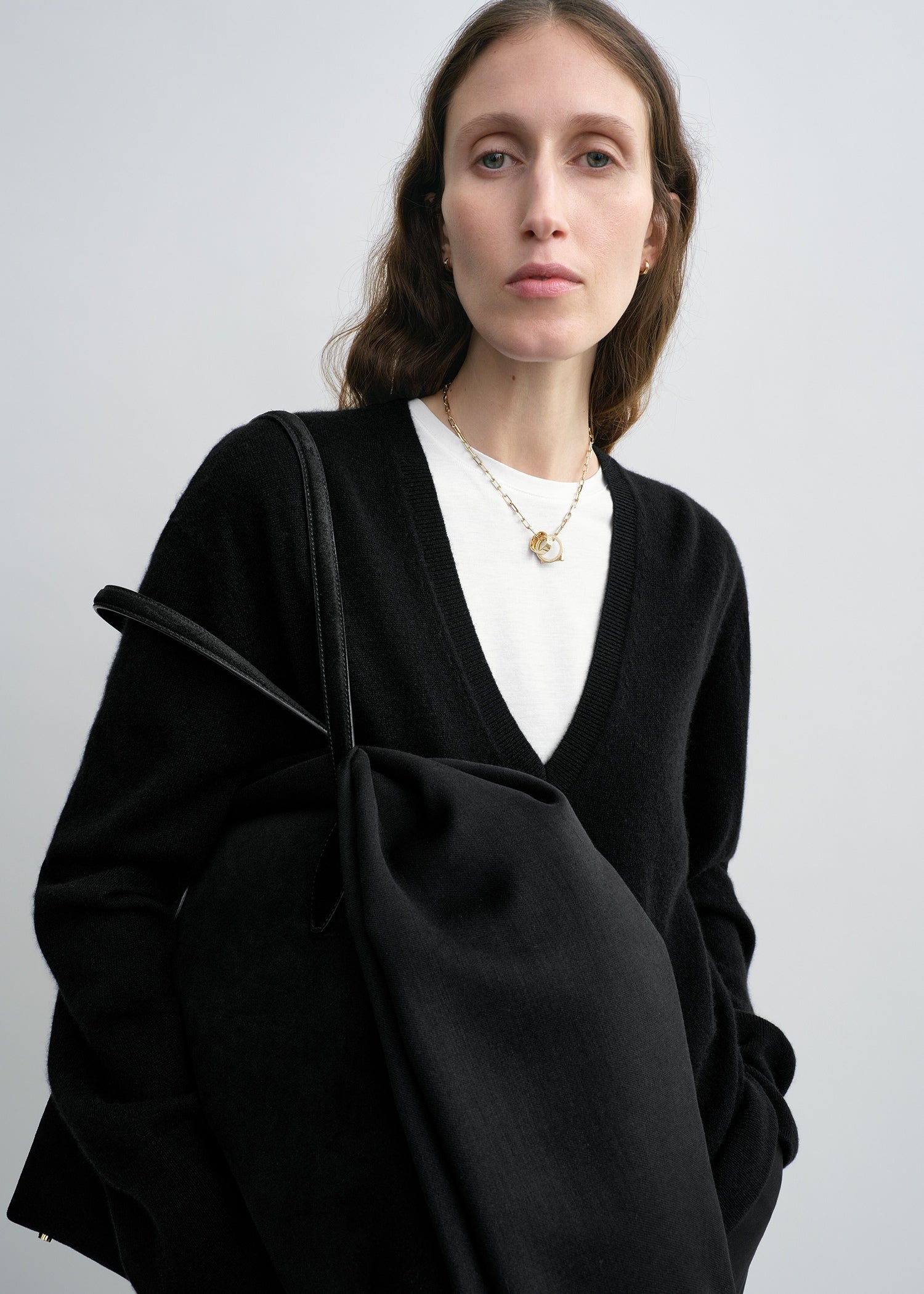 Cashmere V-neck knit black - 5