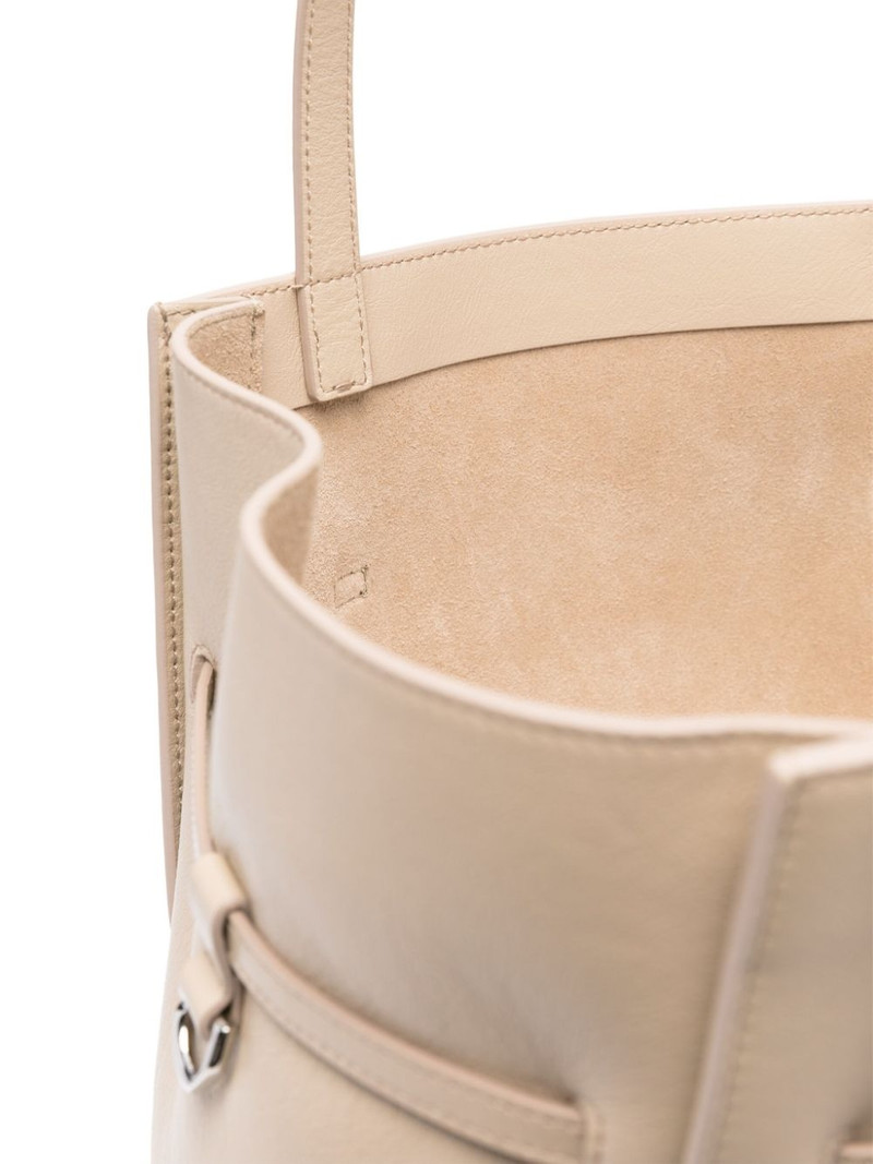 medium Voyou leather tote bag 5