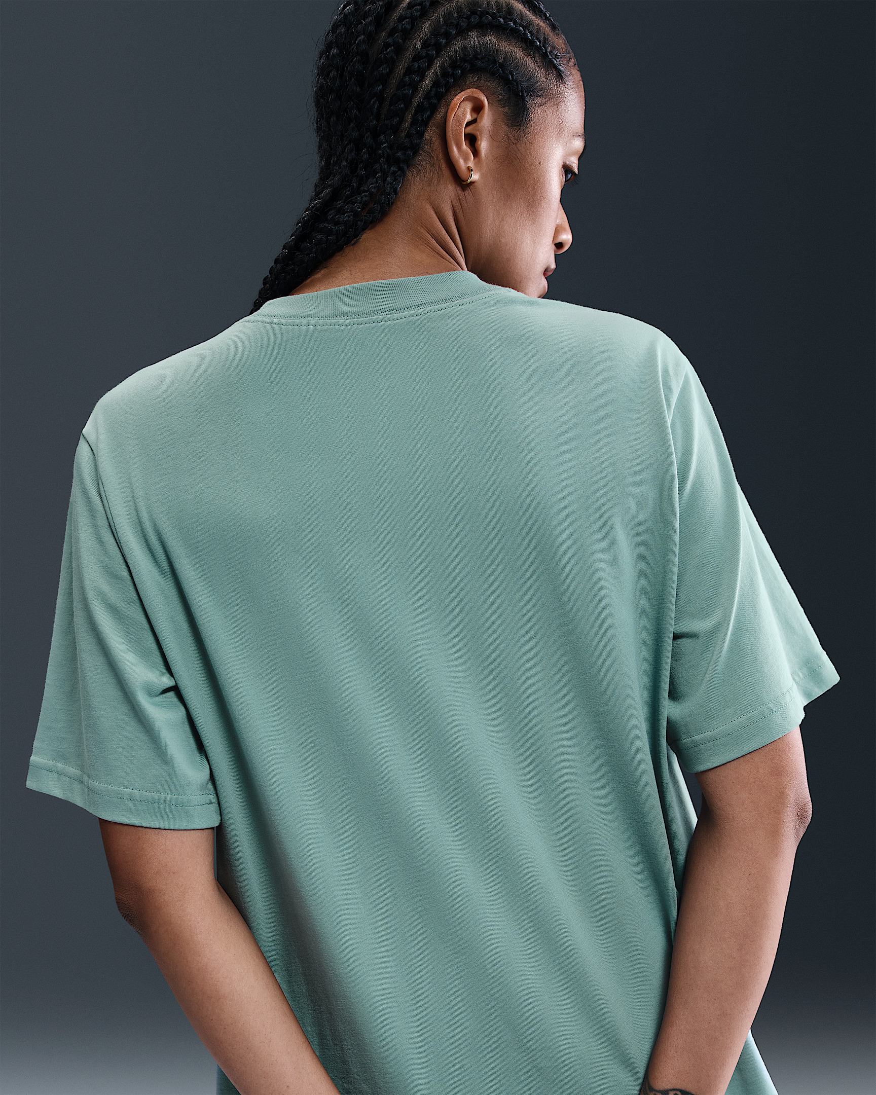 Nike Sportswear Women's Loose Short-Sleeve Graphic T-Shirt - 2