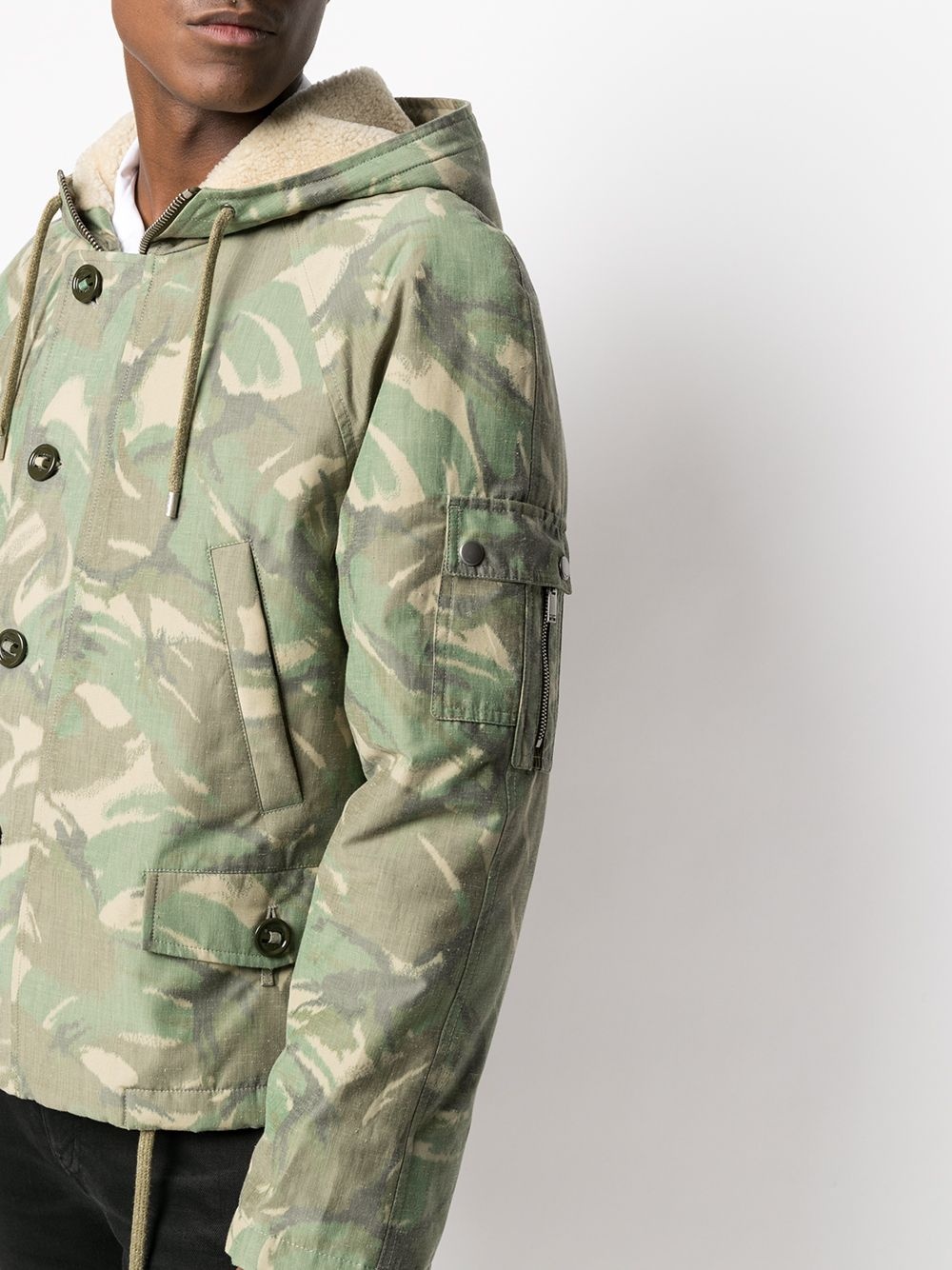 camouflage print shearling-lined jacket - 5