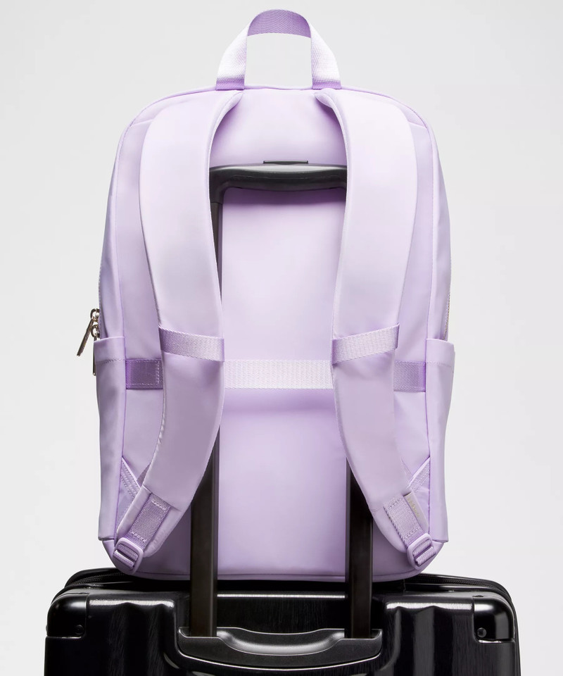 Everywhere Backpack 22L *Metal Hardware 5