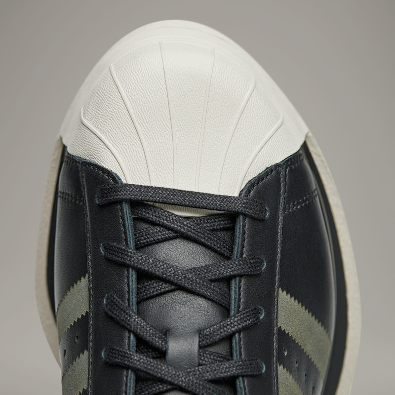 Y-3 Gendo Superstar 10