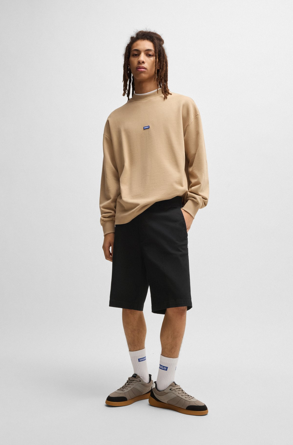REGULAR-FIT REGULAR-RISE SHORTS IN COTTON TWILL - 3