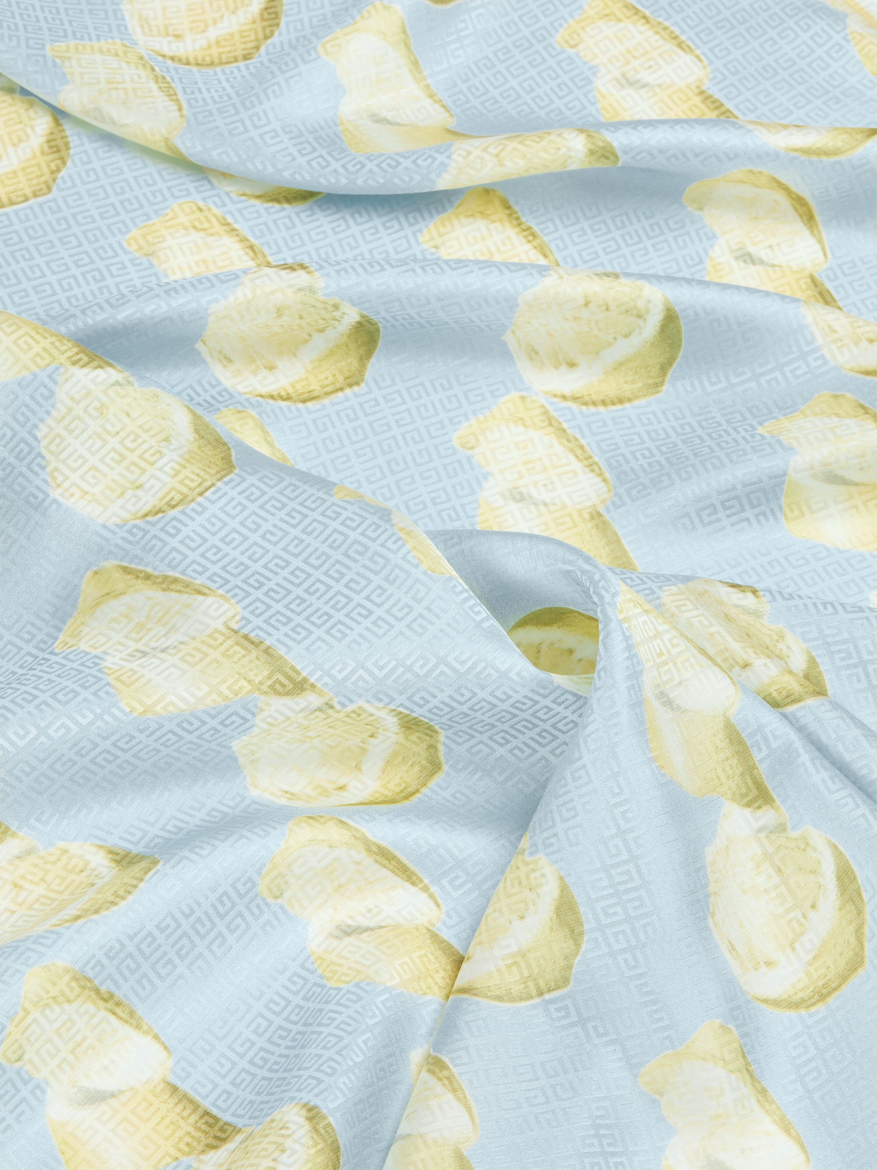 LARGE PRINTED SQUARE IN SILK 4G JACQUARD - 3