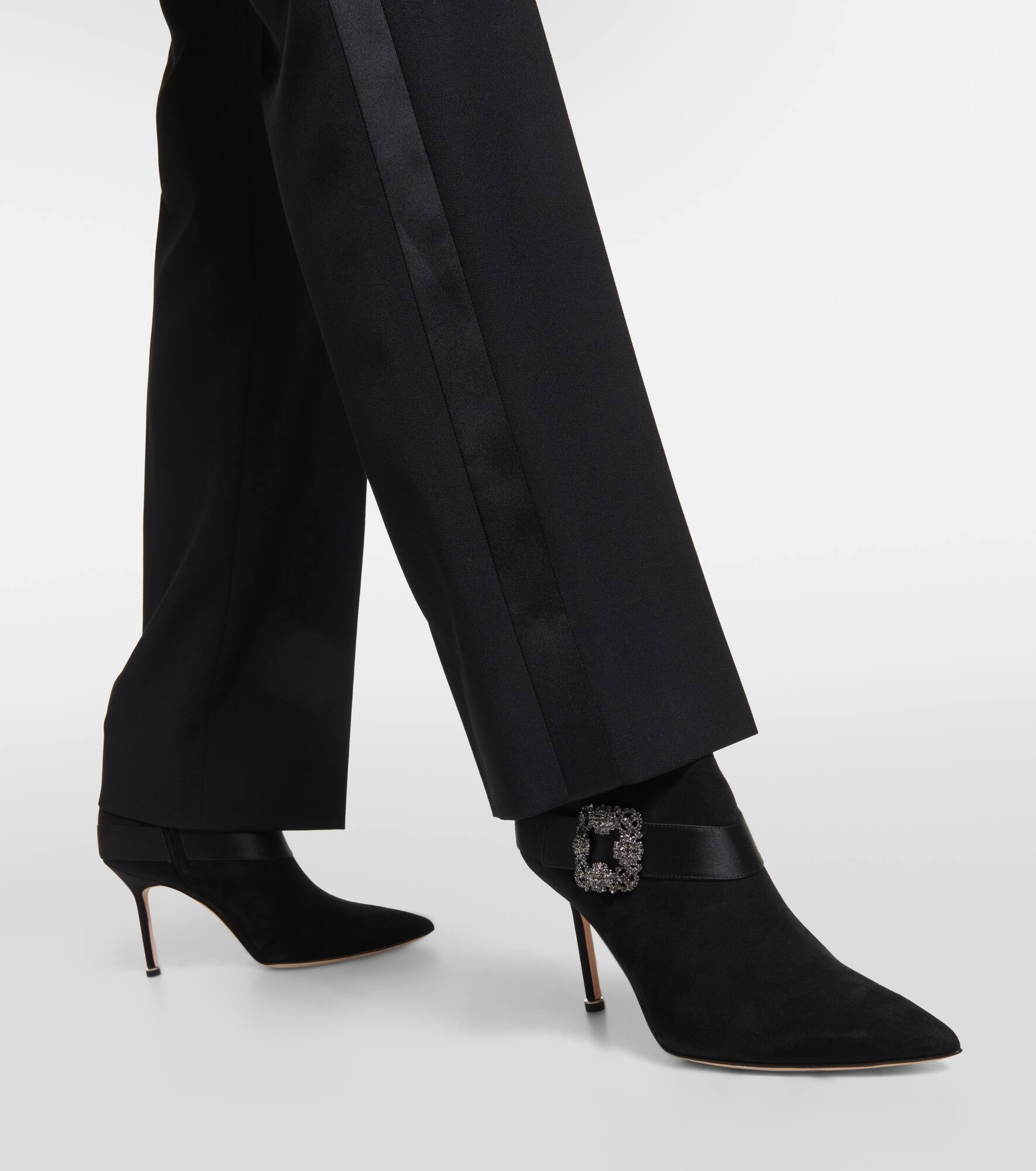Plinianu embellished suede ankle boots - 4