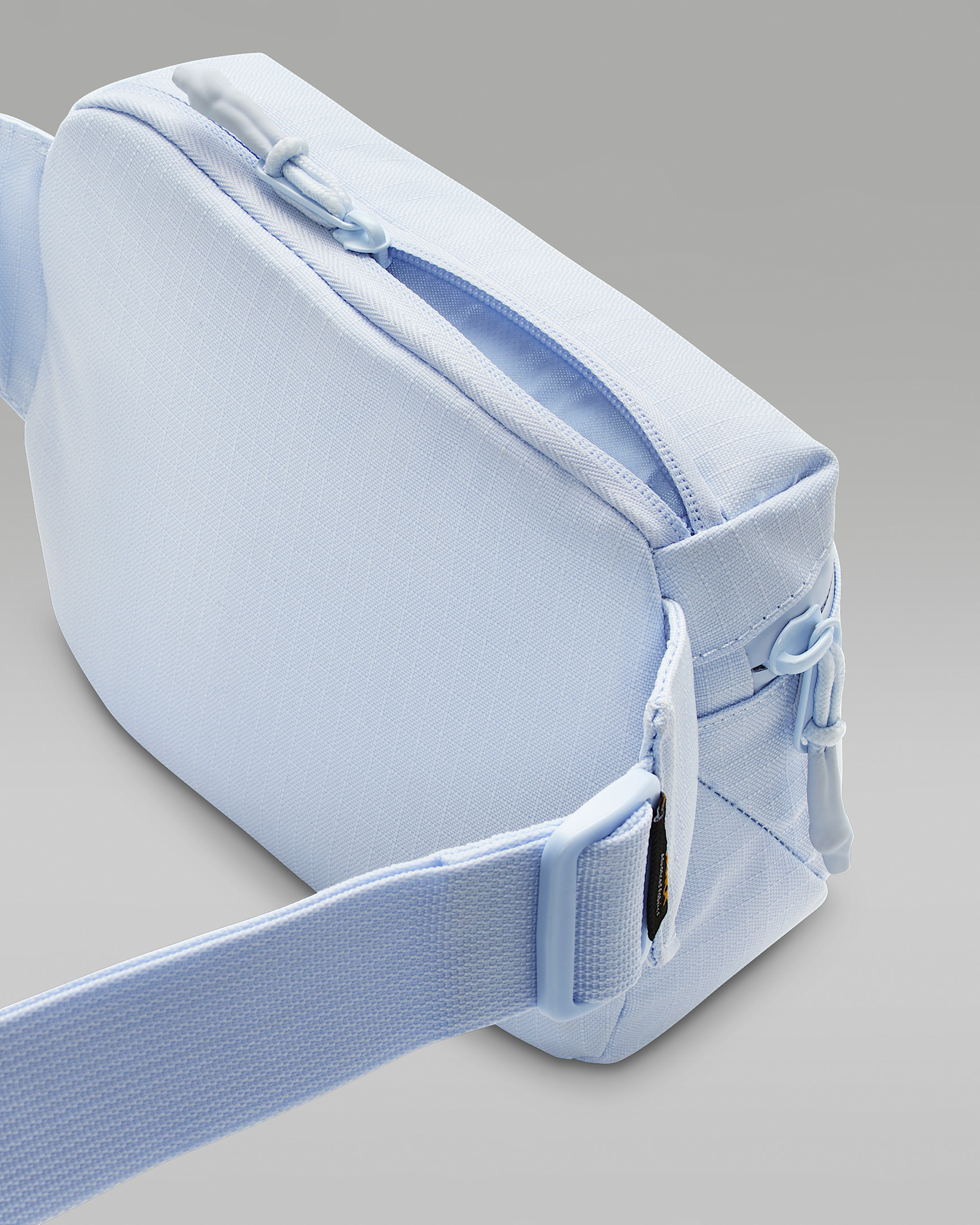 Jordan Franchise Crossbody Bag (2L) - 5