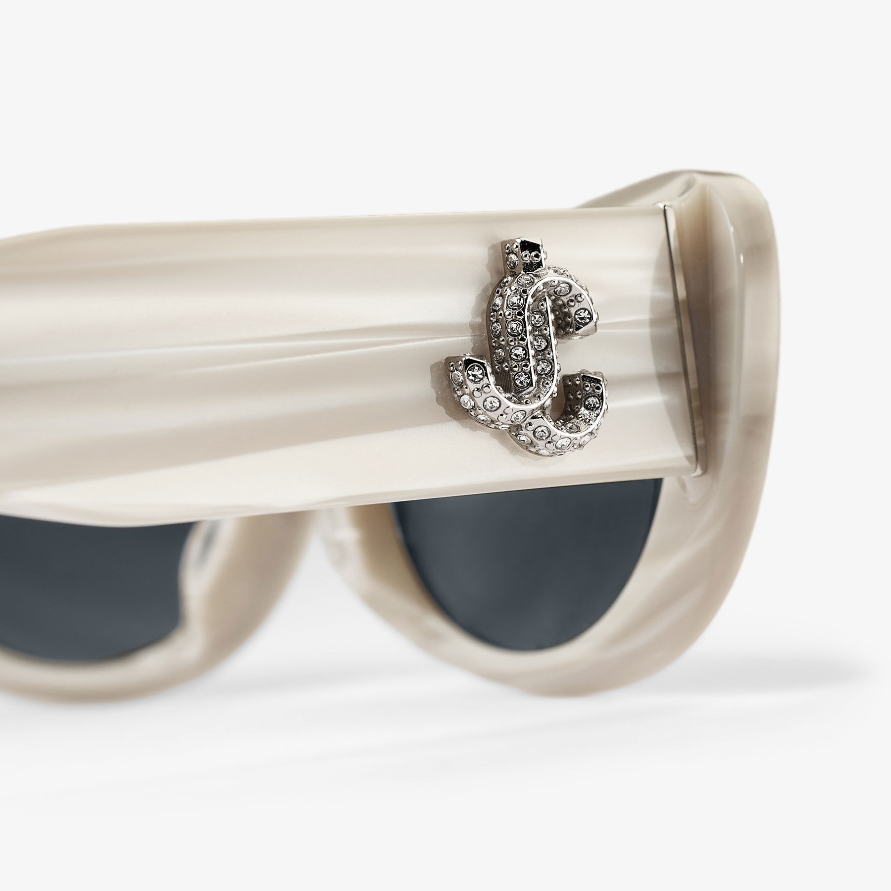Danny
White Striped Oval Sunglasses - 3