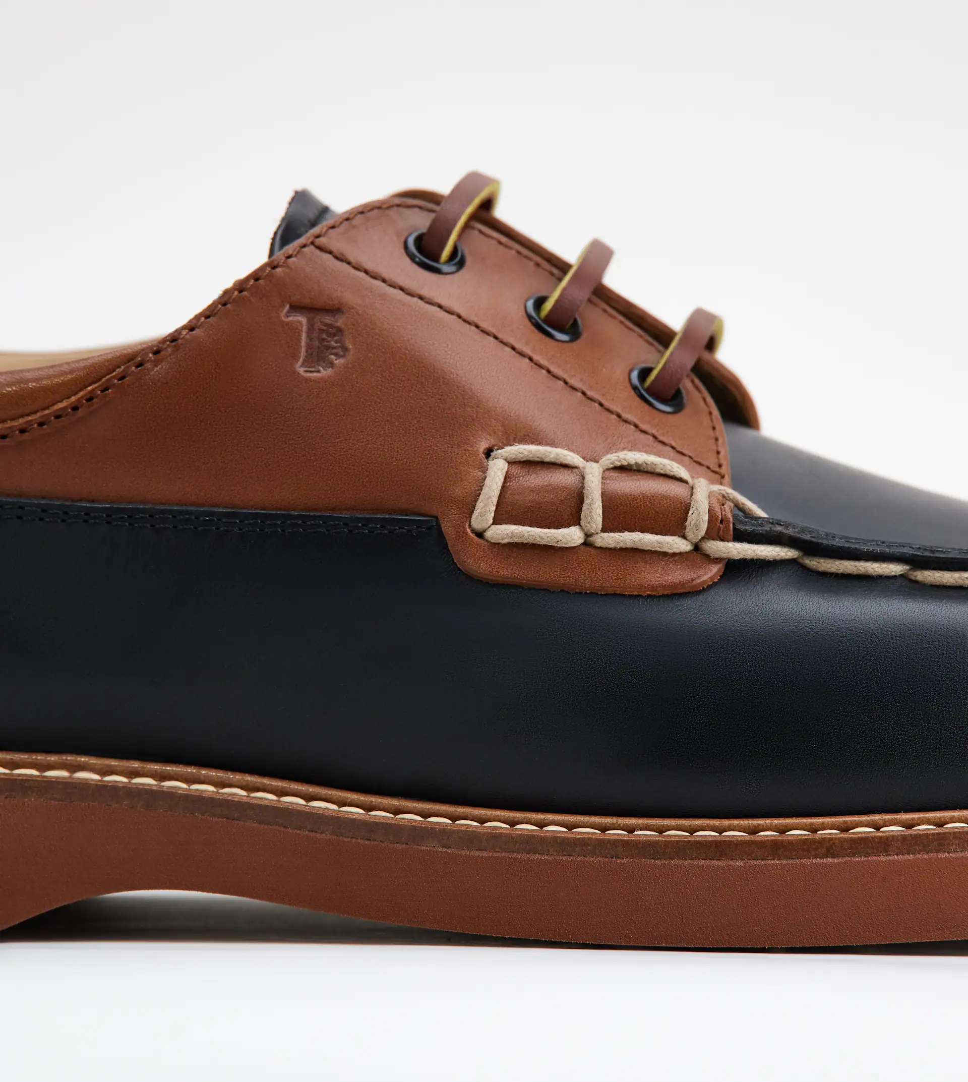 LACE-UPS IN LEATHER - BLACK, BROWN - 7