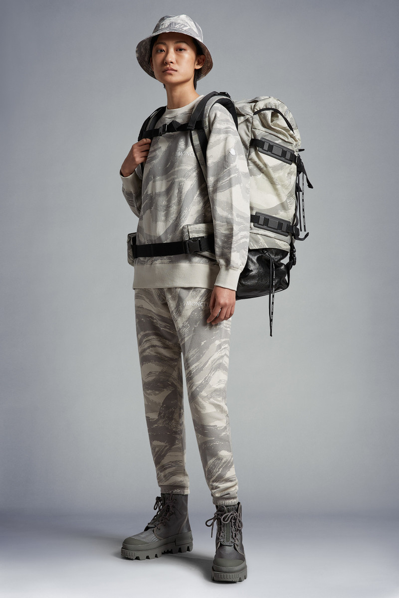 Moncler Printed Sweatshirt outlook