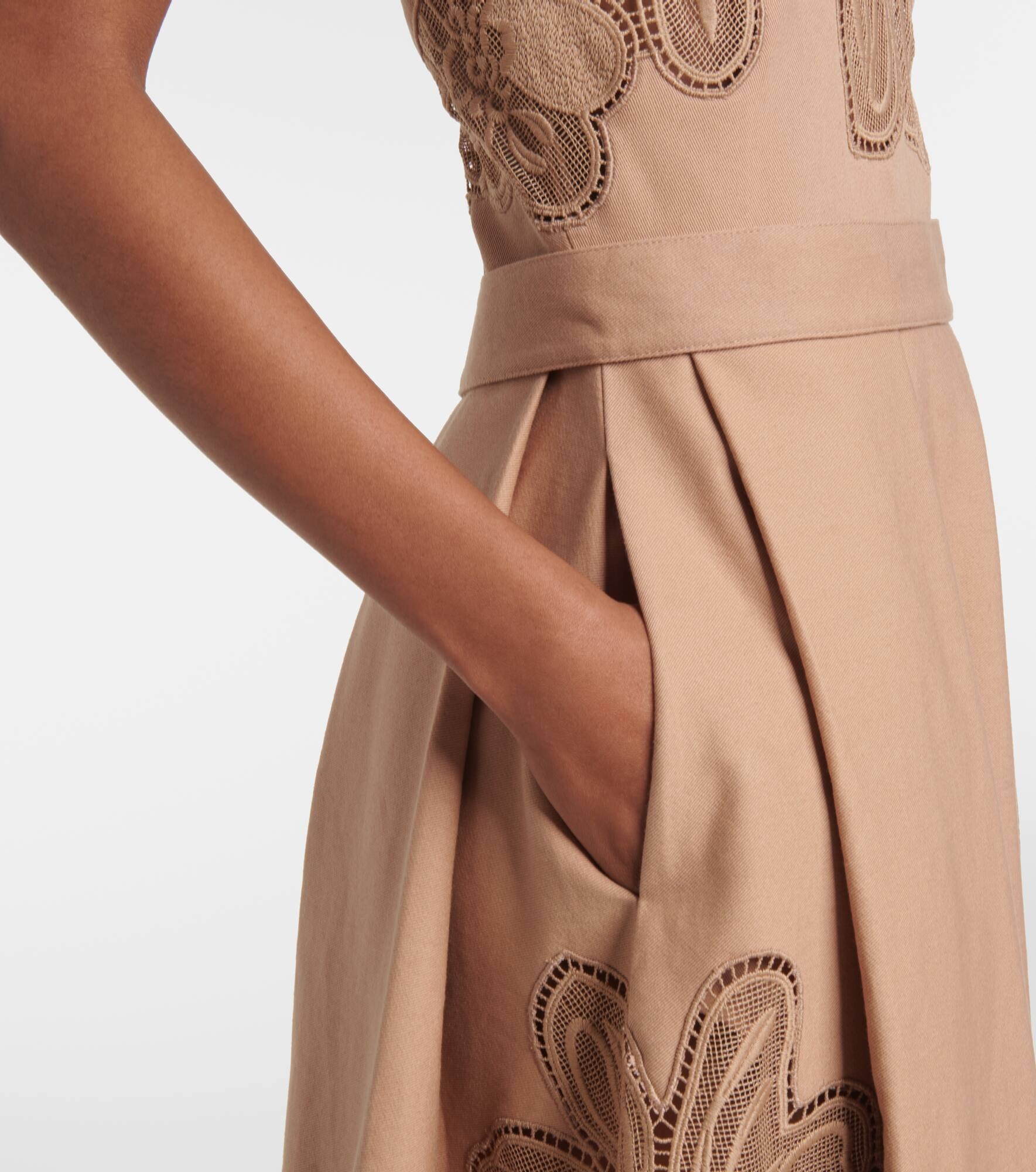 Embroidered gabardine midi dress - 5