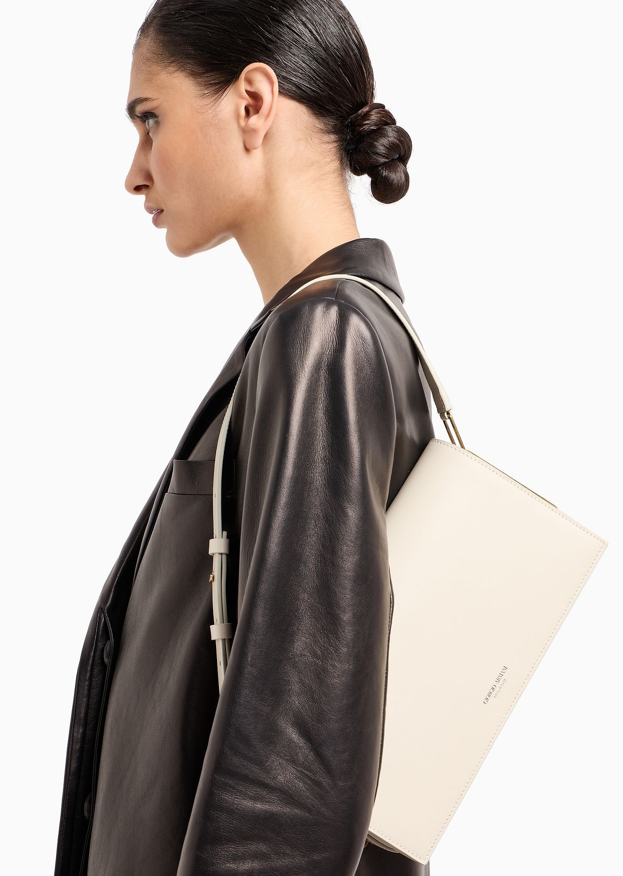 Polished leather baguette bag - 7