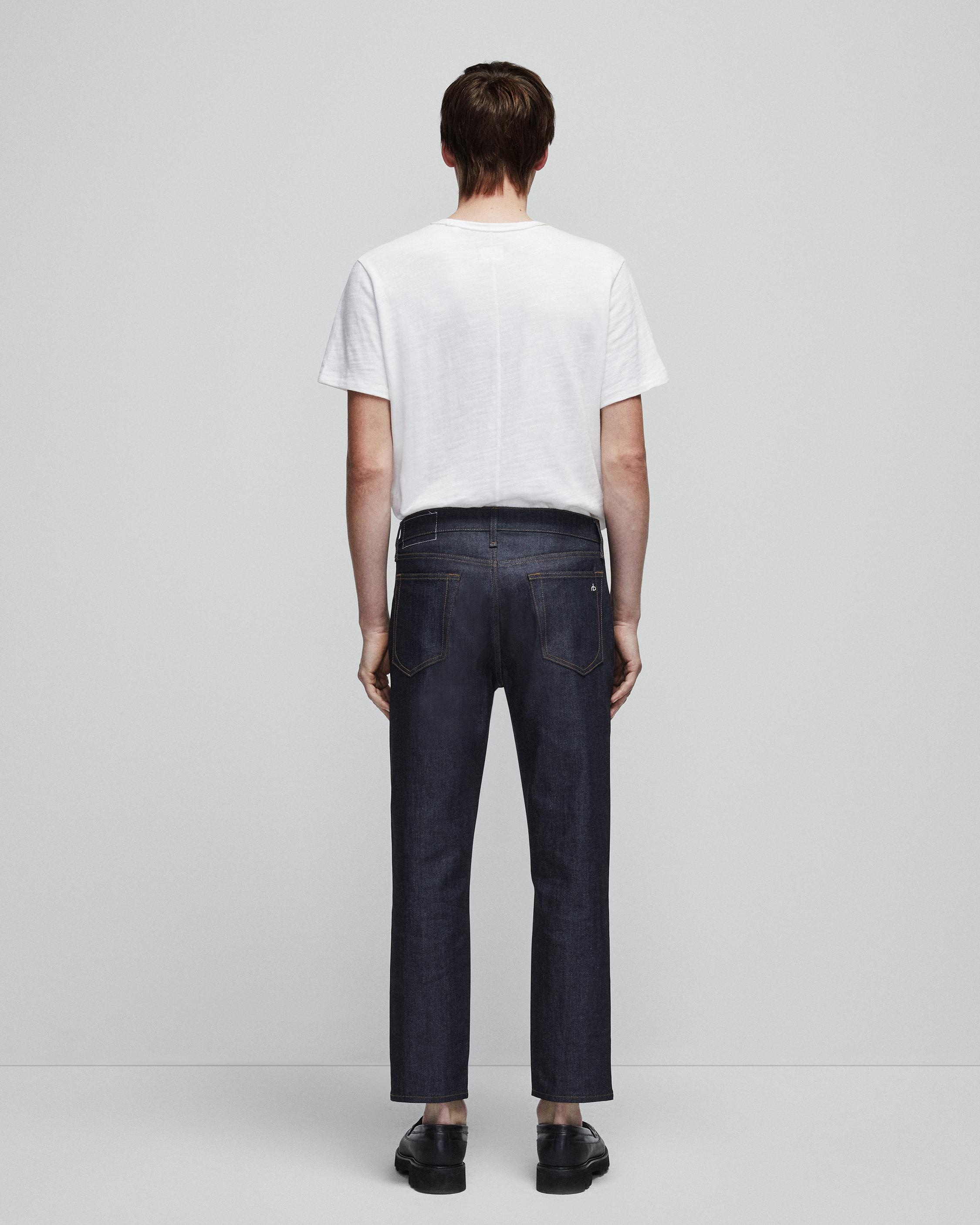 Fit 2 Crop - Raw
Slim Authentic Stretch Jean - 5