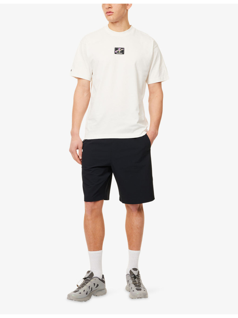 SALOMON Wayfarer Ease Woven Shorts outlook