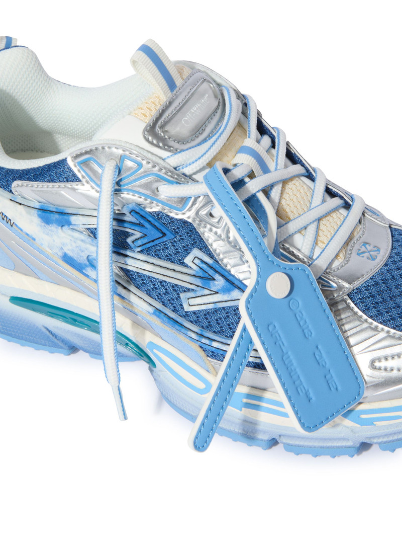 Silver/blue Be Right Back 5