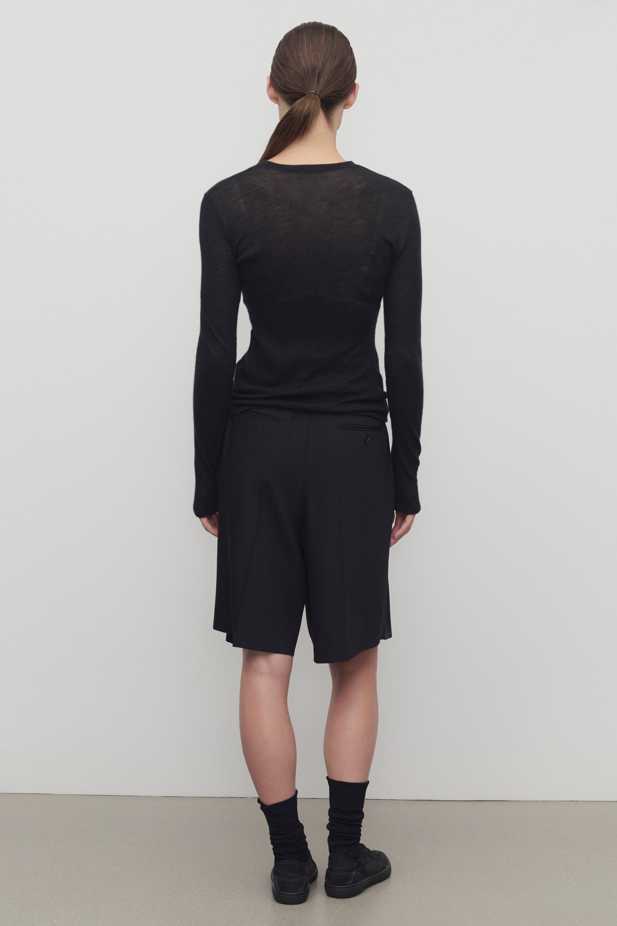 Vesperis Short in Virgin Wool - 5