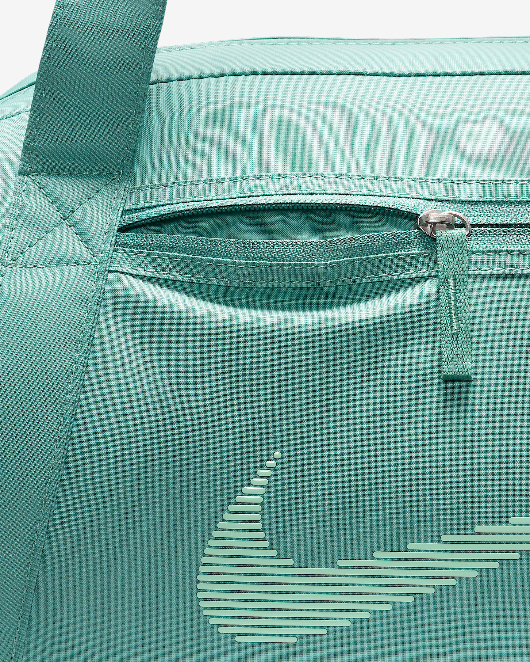 Nike Gym Club Duffel Bag (24L) - 5