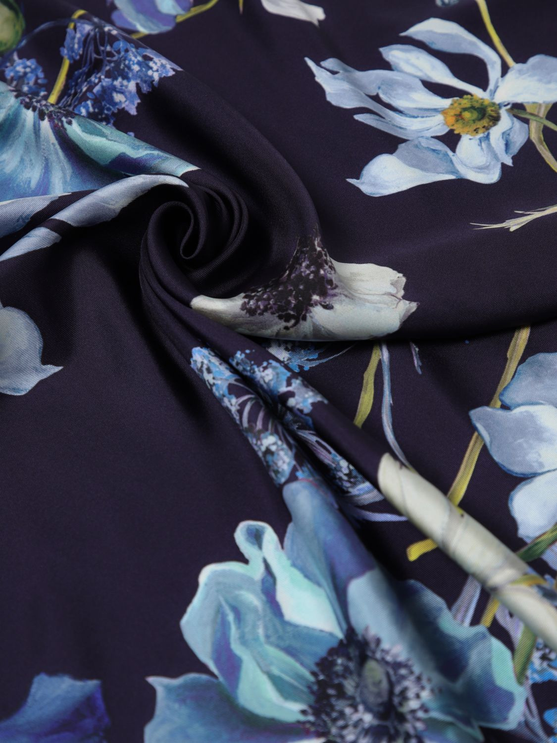 Neck scarf woman Ferragamo - 3