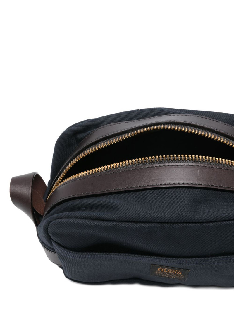 zip wash bag 3