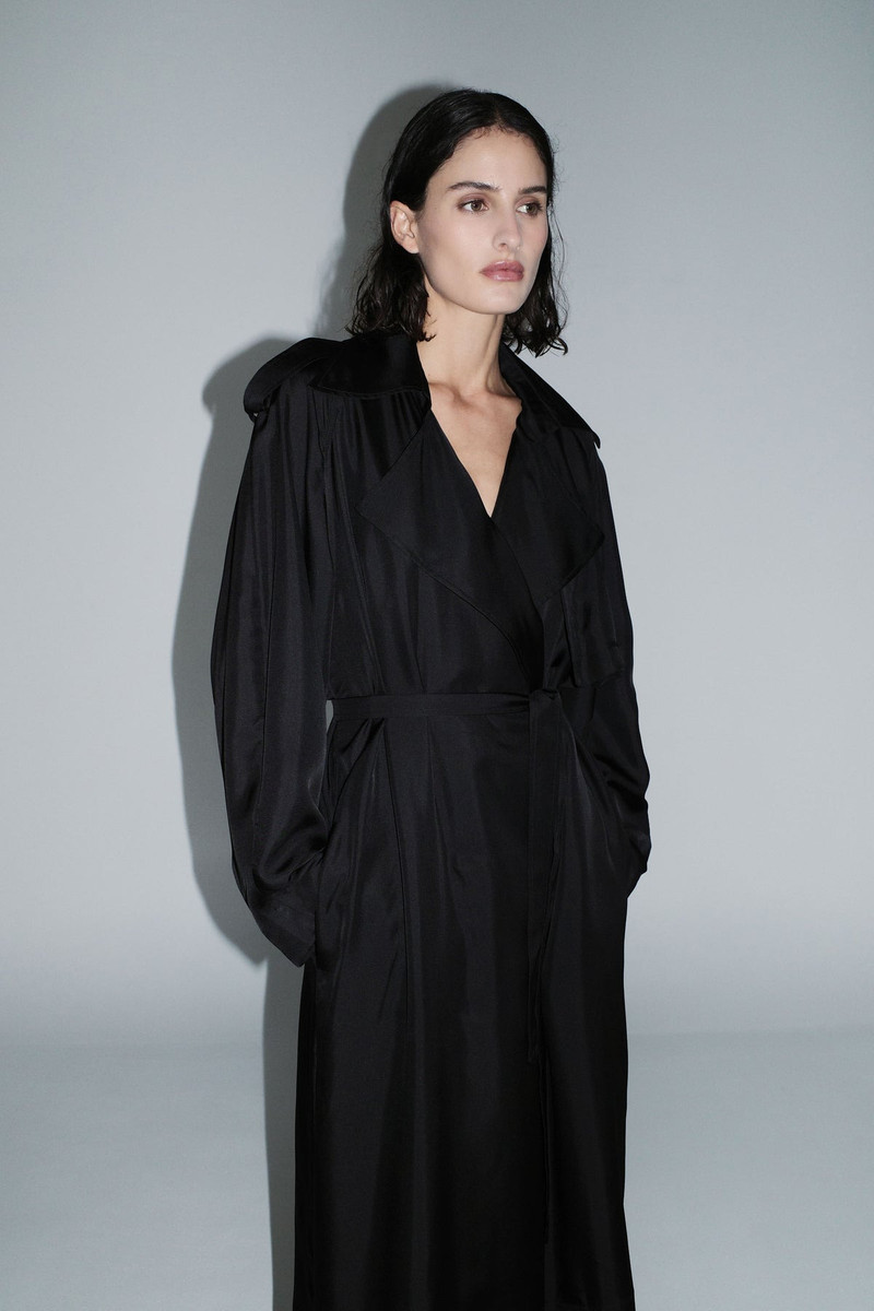 Silk Twill Relaxed Trench - Black 6