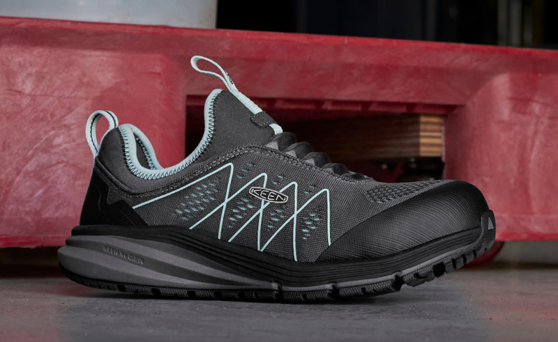 Women's Vista Energy Shift (Carbon Toe) 6