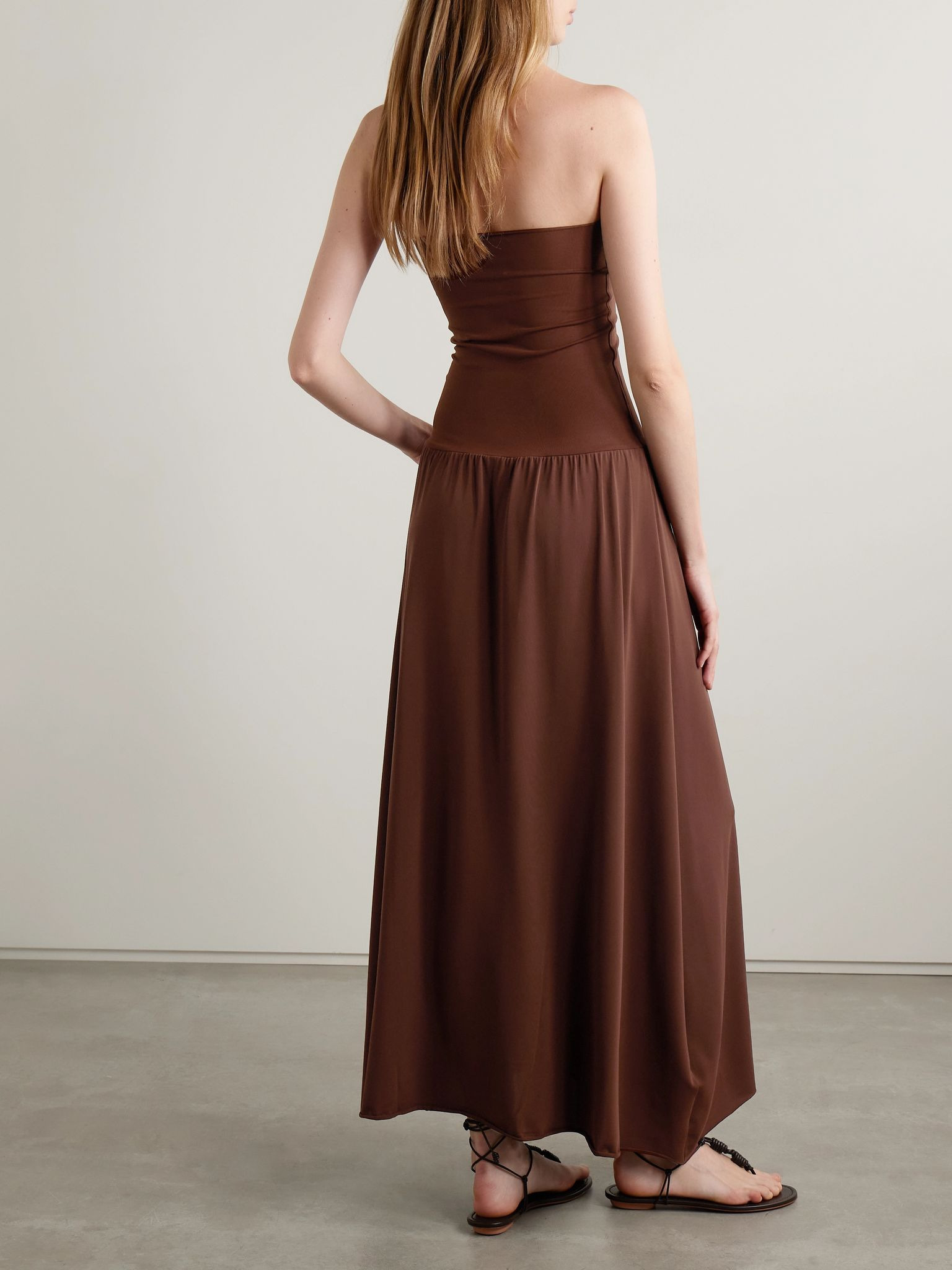 Oda strapless stretch-jersey maxi dress Chocolate - 3