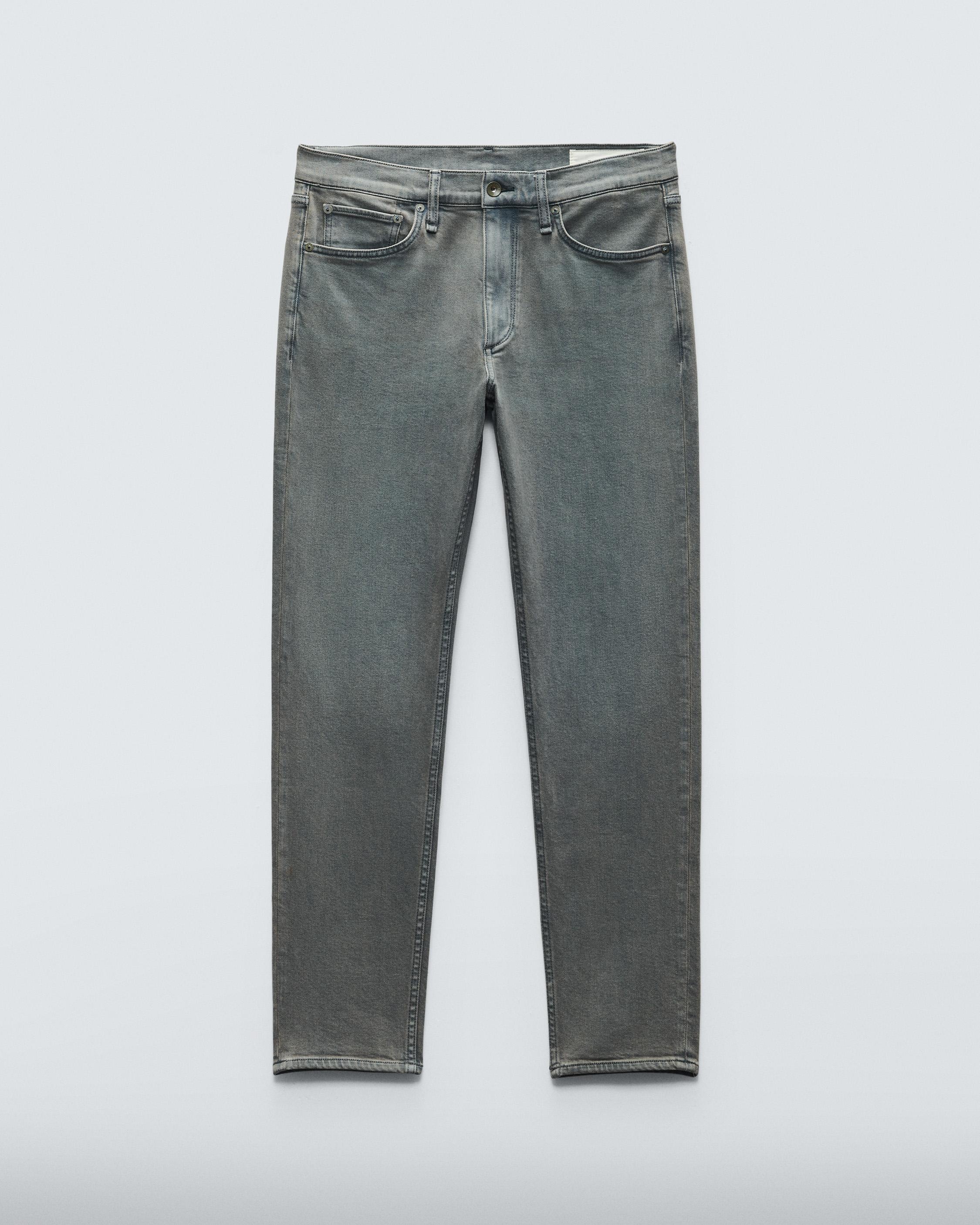 Fit 2 - Stanmore
Slim Fit Authentic Stretch Jean - 1