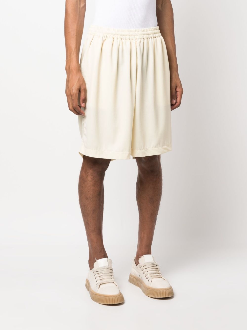 elasticated-waistband wool Bermuda shorts - 3