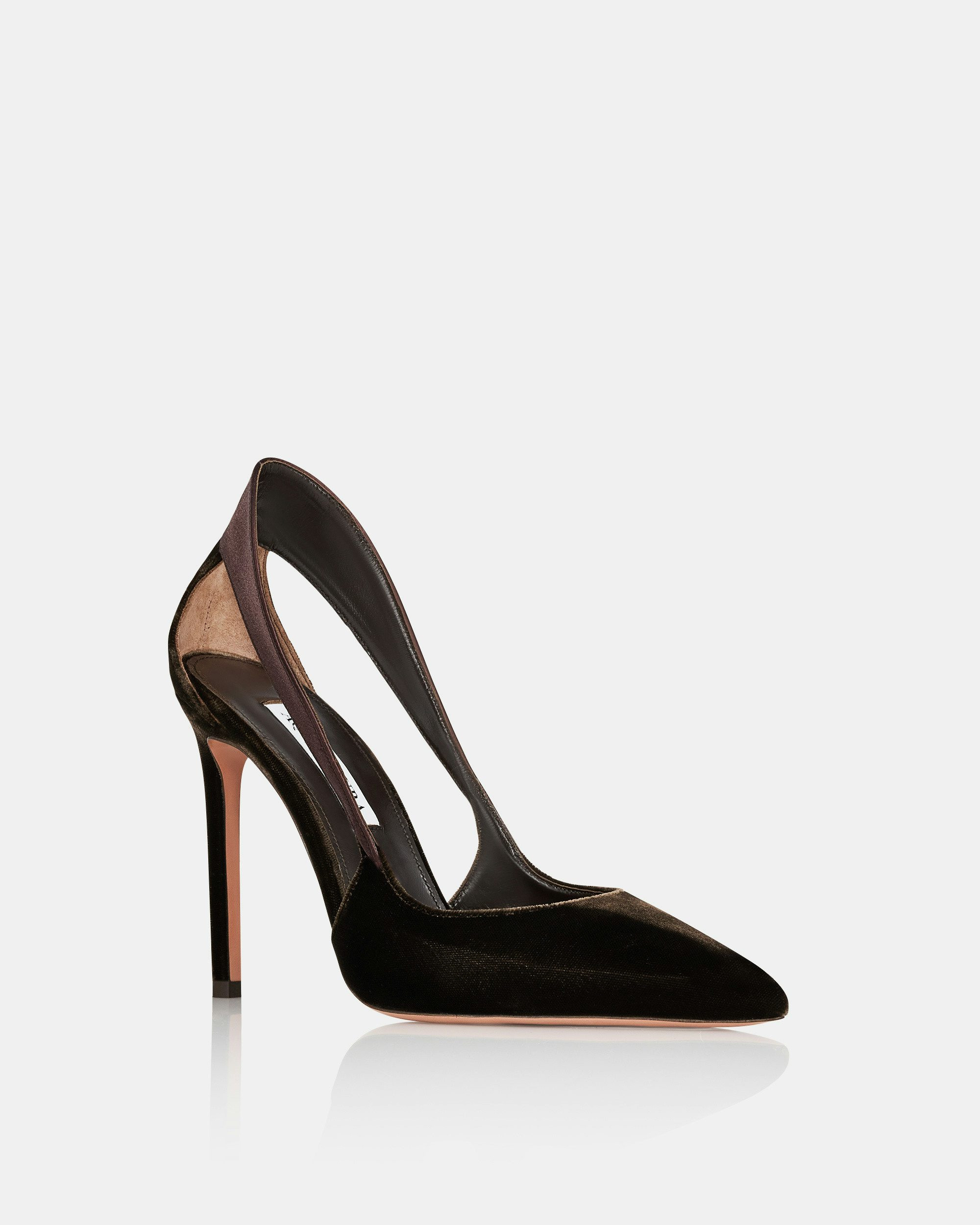 Dangerous Liaisons Pump 105 - 2