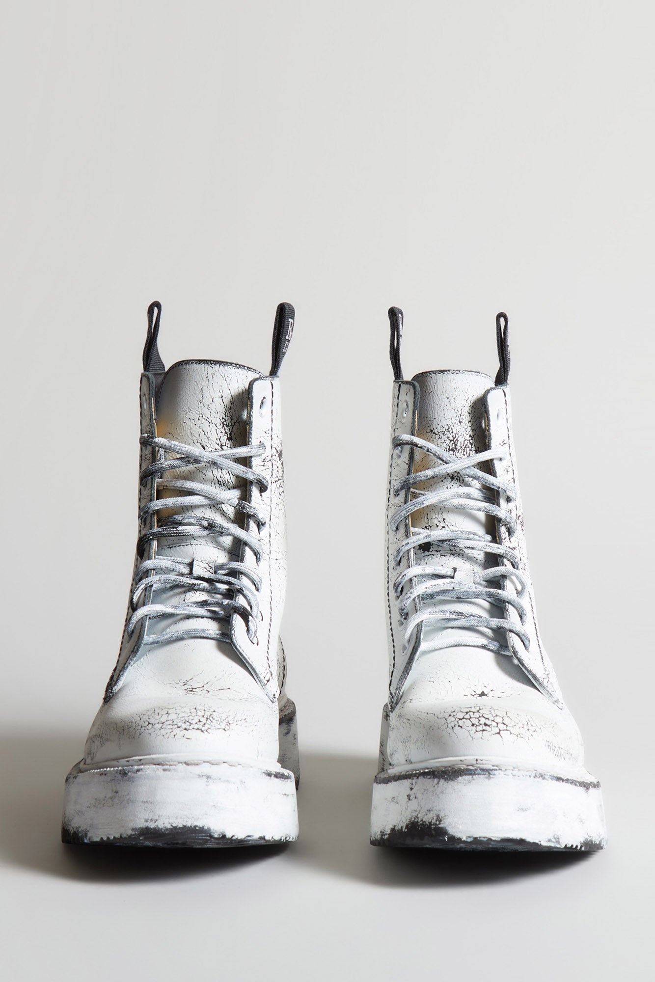 SINGLE STACK BOOT - PAINTED WHITE - 2