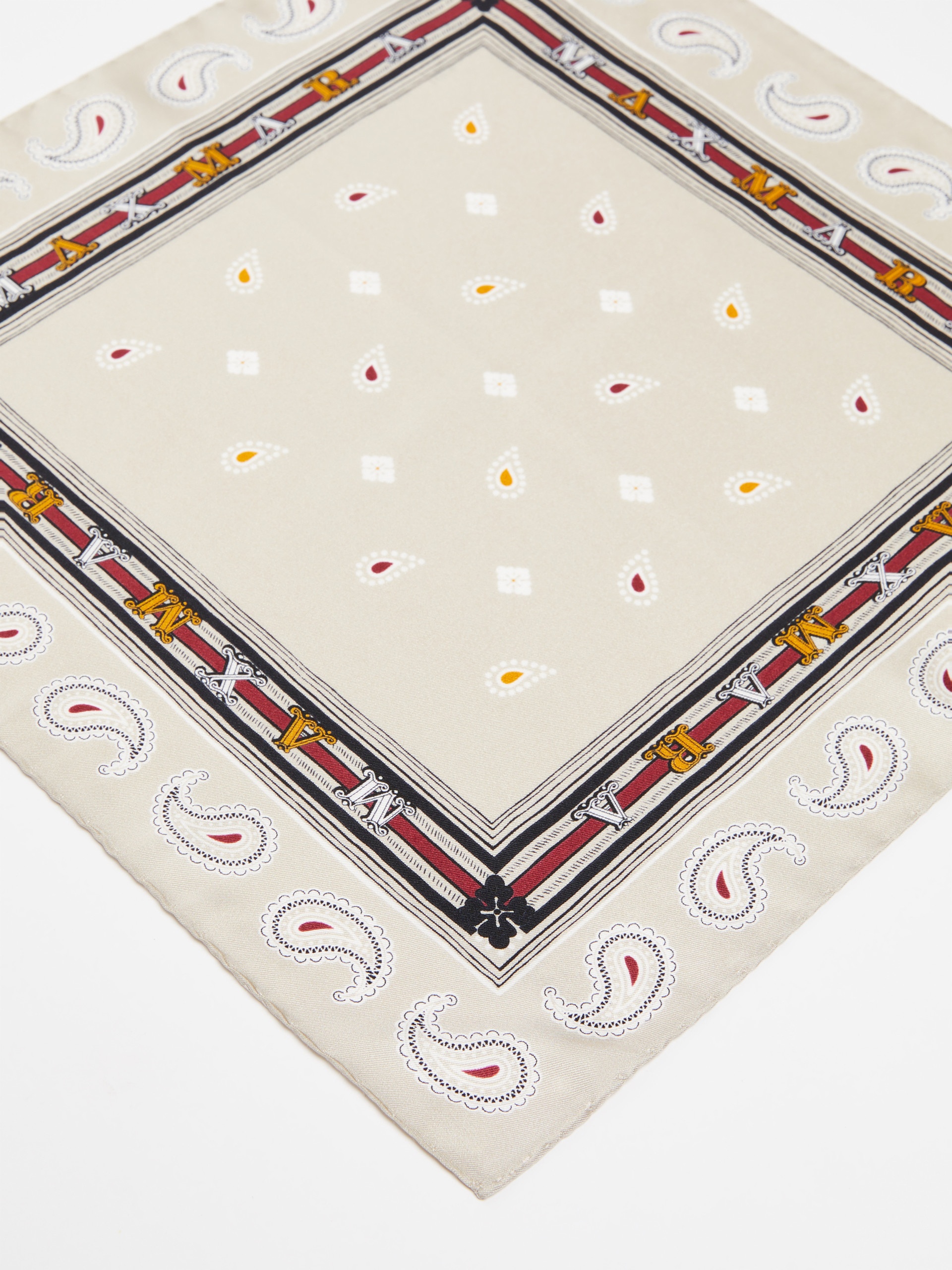 CARRE31 Printed silk pocket square - 2
