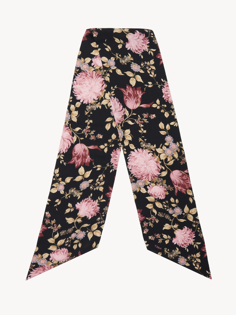 THE CHLOÉ PEONIES WIDE BANDEAU SCARF IN SILK CHARMEUSE 1