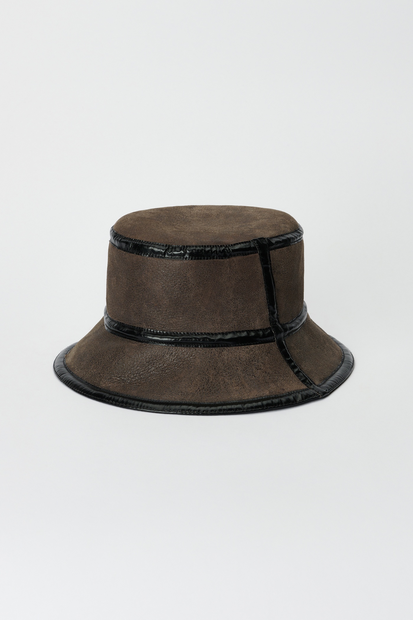 Bucket Hat Brown Shearling - 1