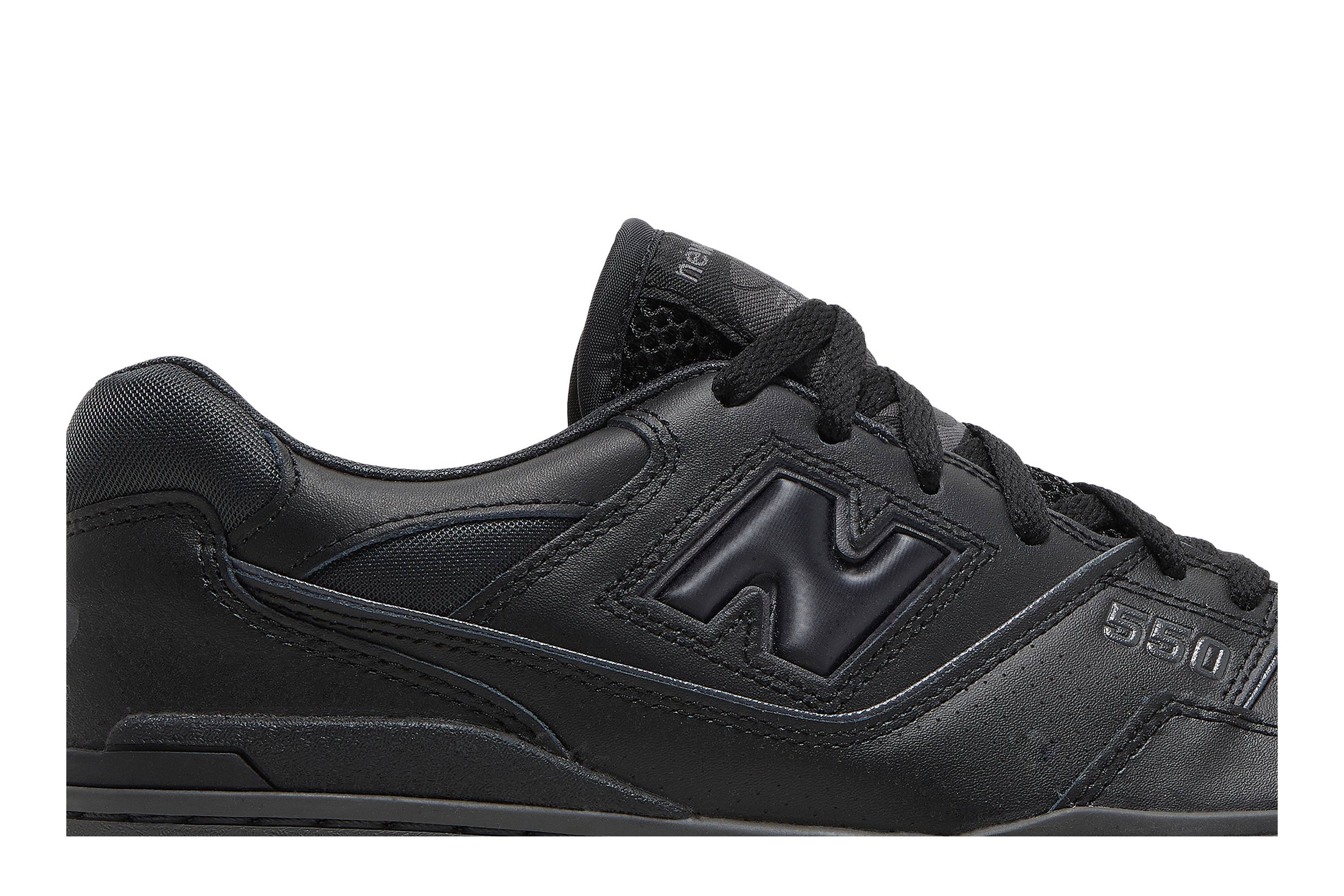 New Balance 550 Triple Black goat REVERSIBLE