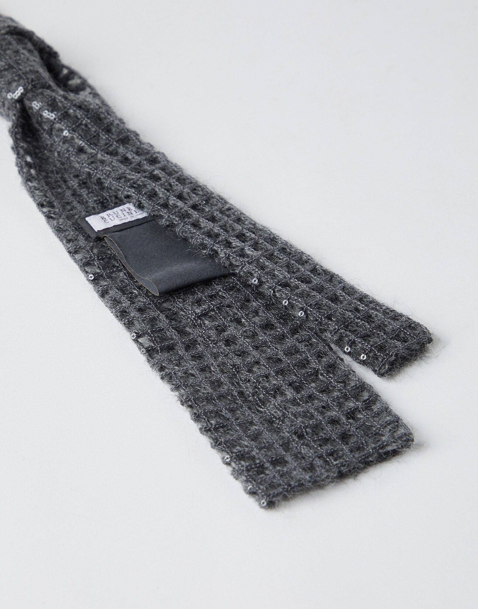 Dazzling net embroidery tie in mohair and wool - 2
