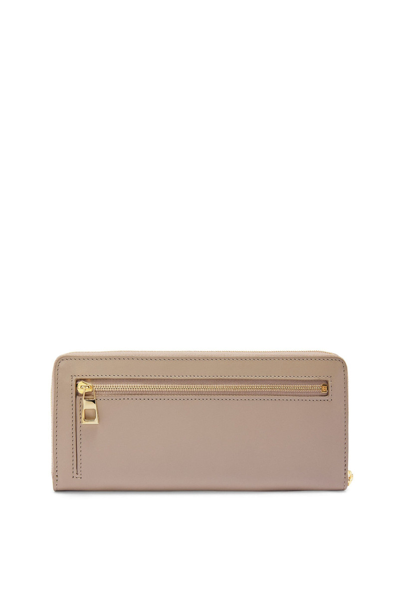 Knot zip around wallet in shiny nappa calfskin 3