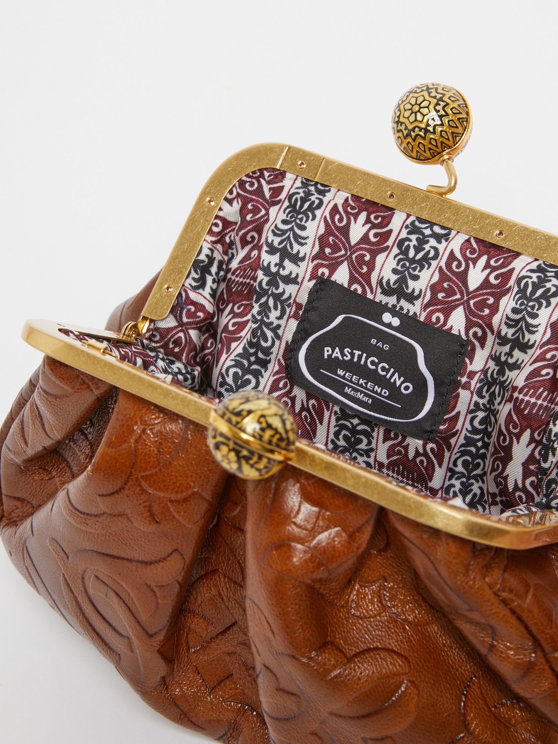 SPANISHHERITAGE Small smooth leather Pasticcino Bag - 6