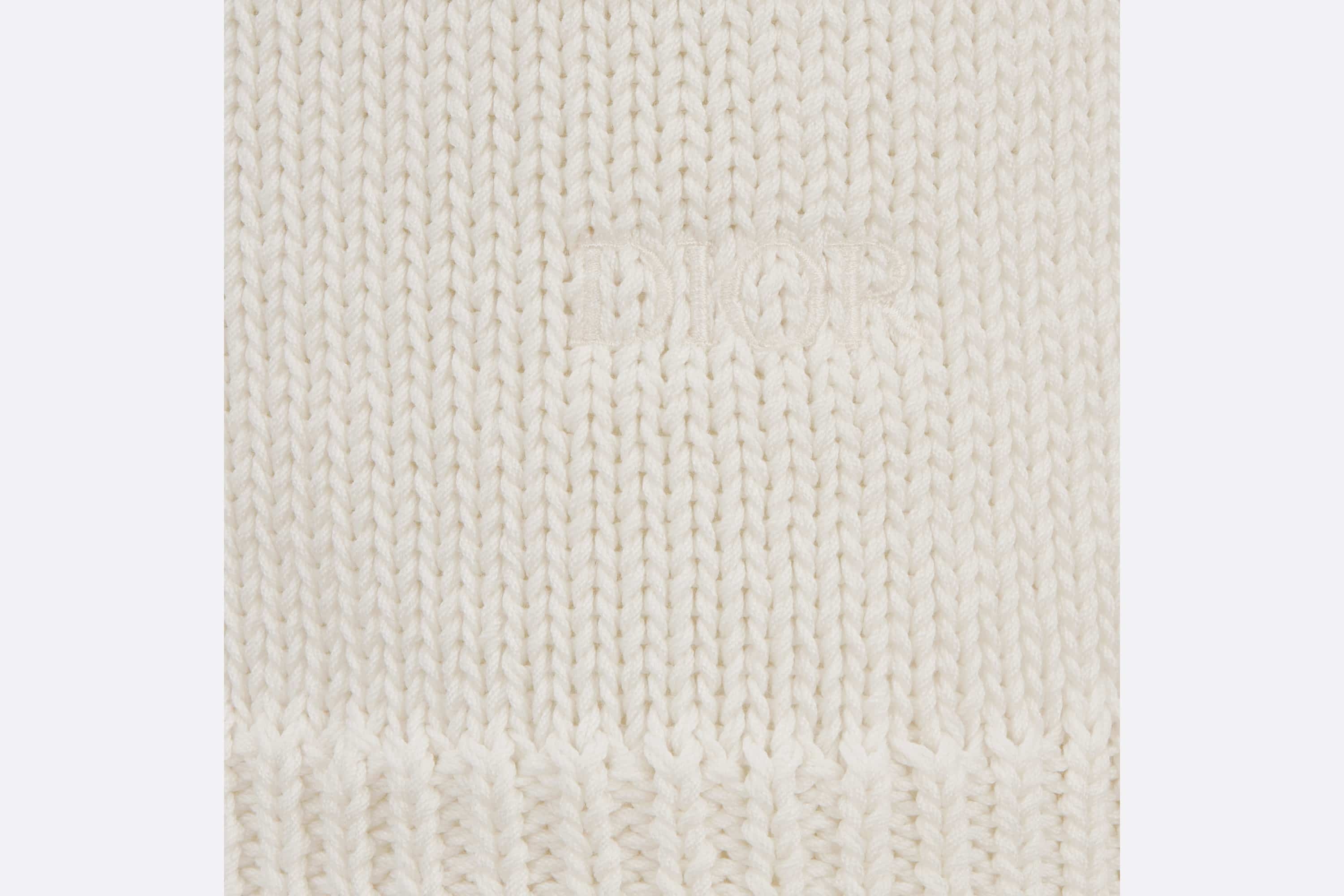 Sweater - 3