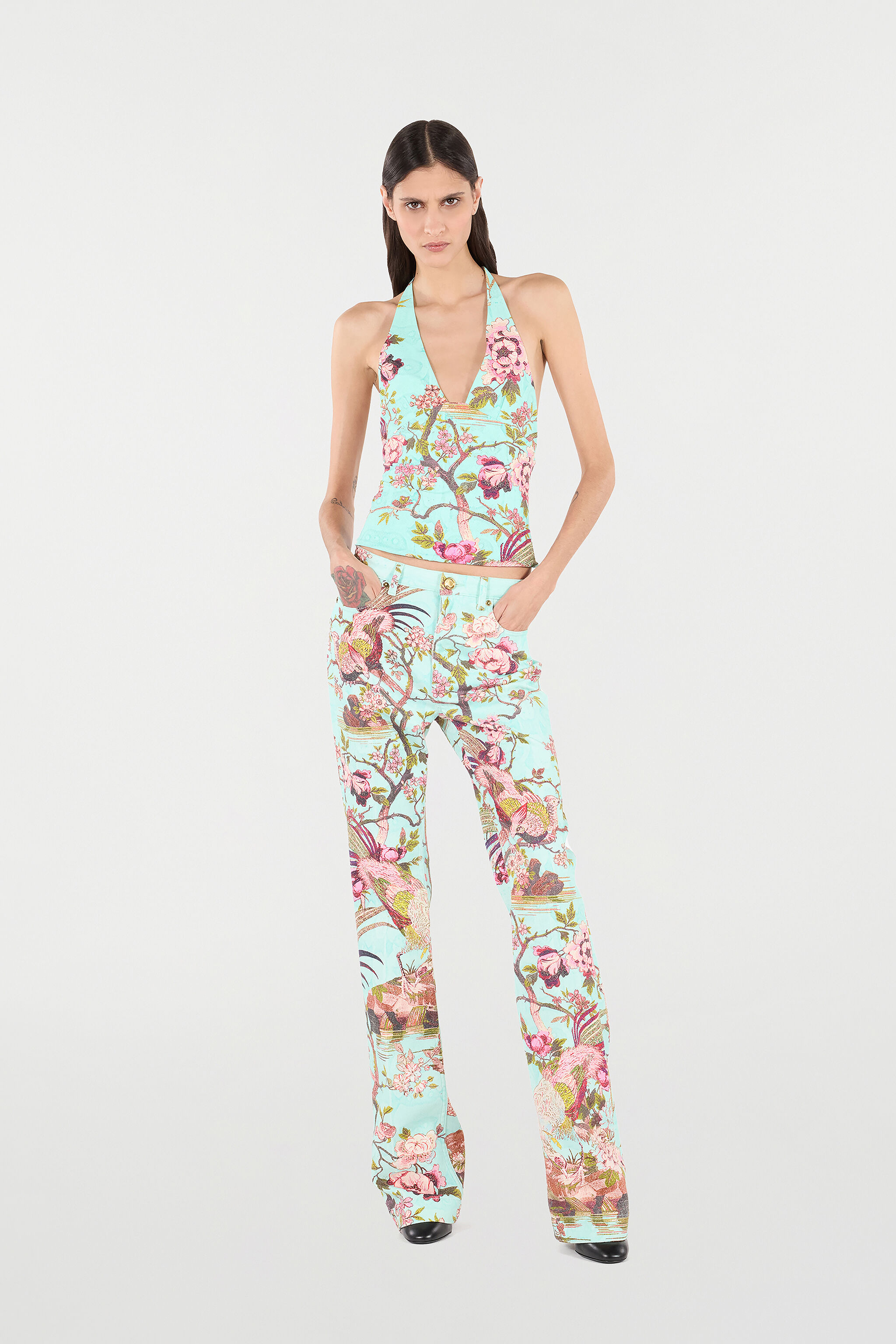 Pants With Oriental Bird Print - 2
