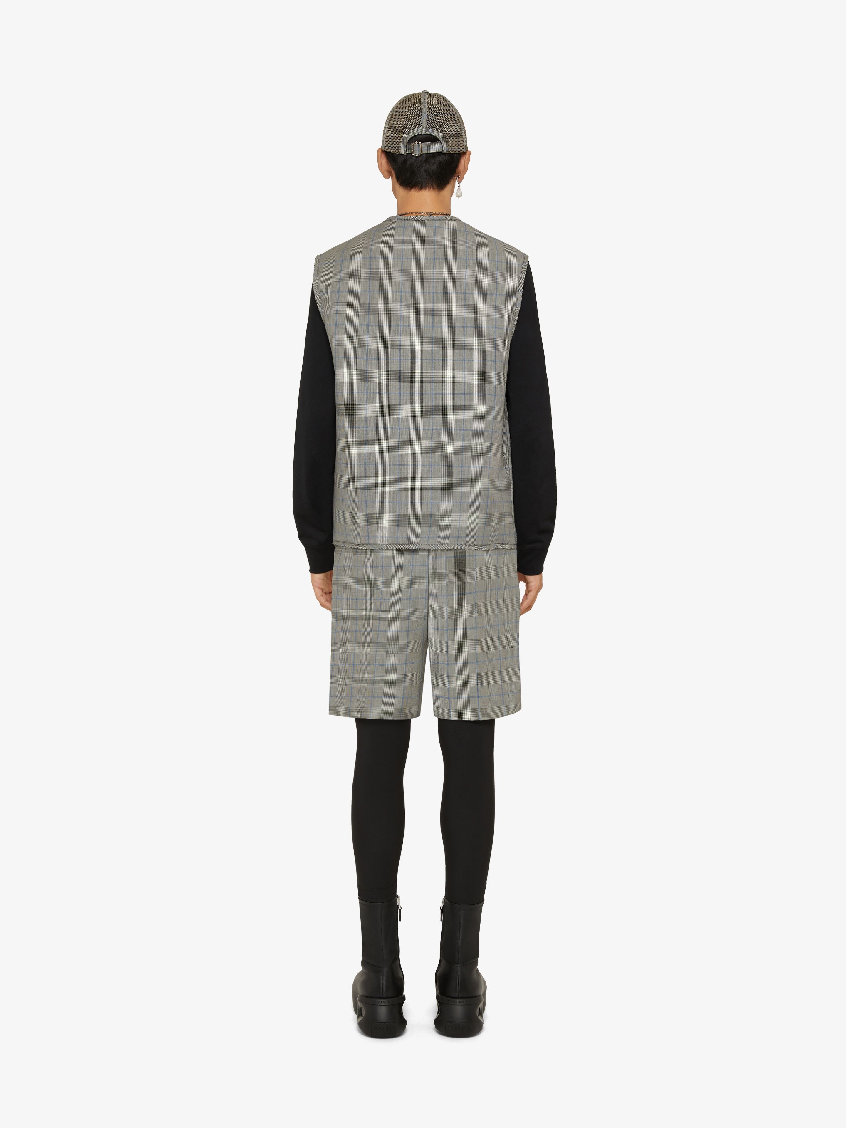 BERMUDA IN WOOL WITH PRINCE OF WALES PATTERN - 4