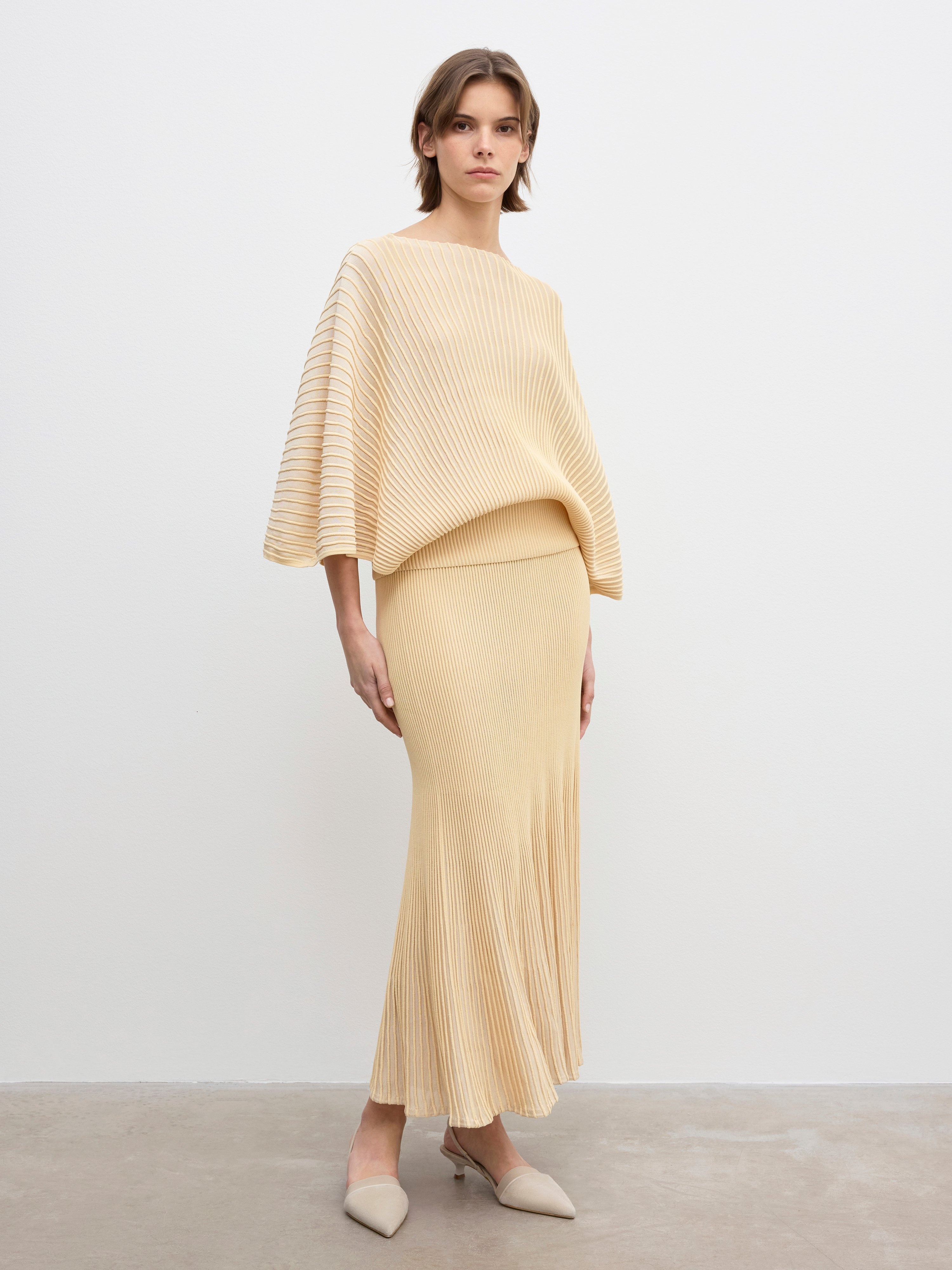 Knitted flared top - 3