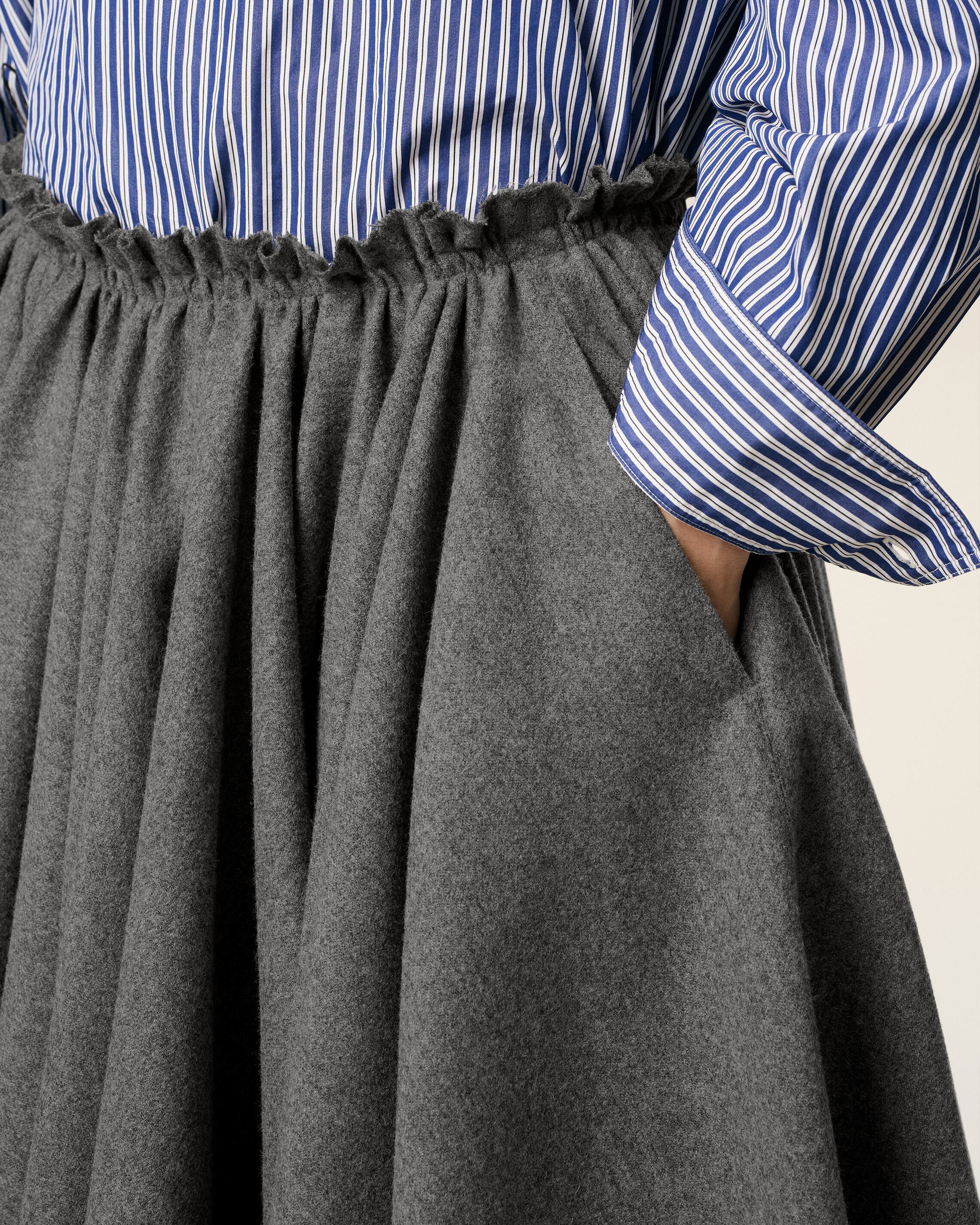 GREY WOOL MIDI COROLLA SKIRT - 5