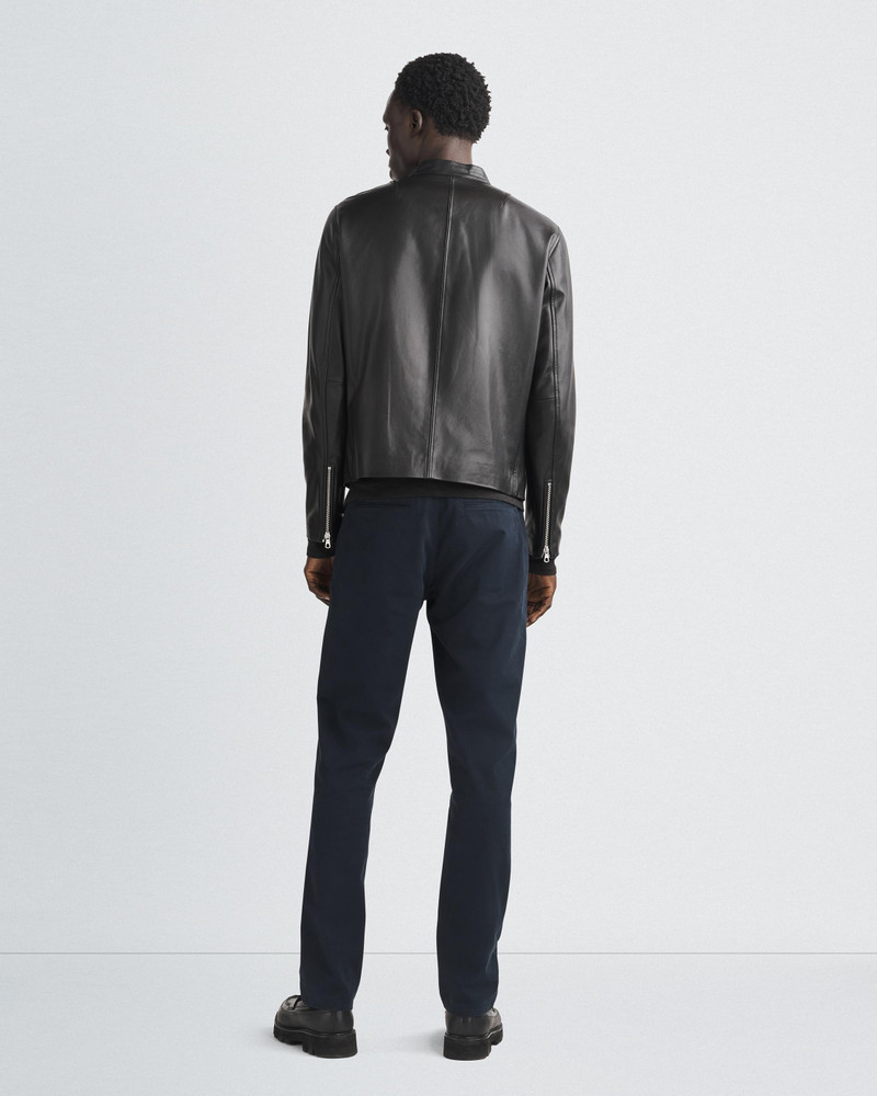 Fit 2 Stretch Twill Chino
Slim Fit Pant 5