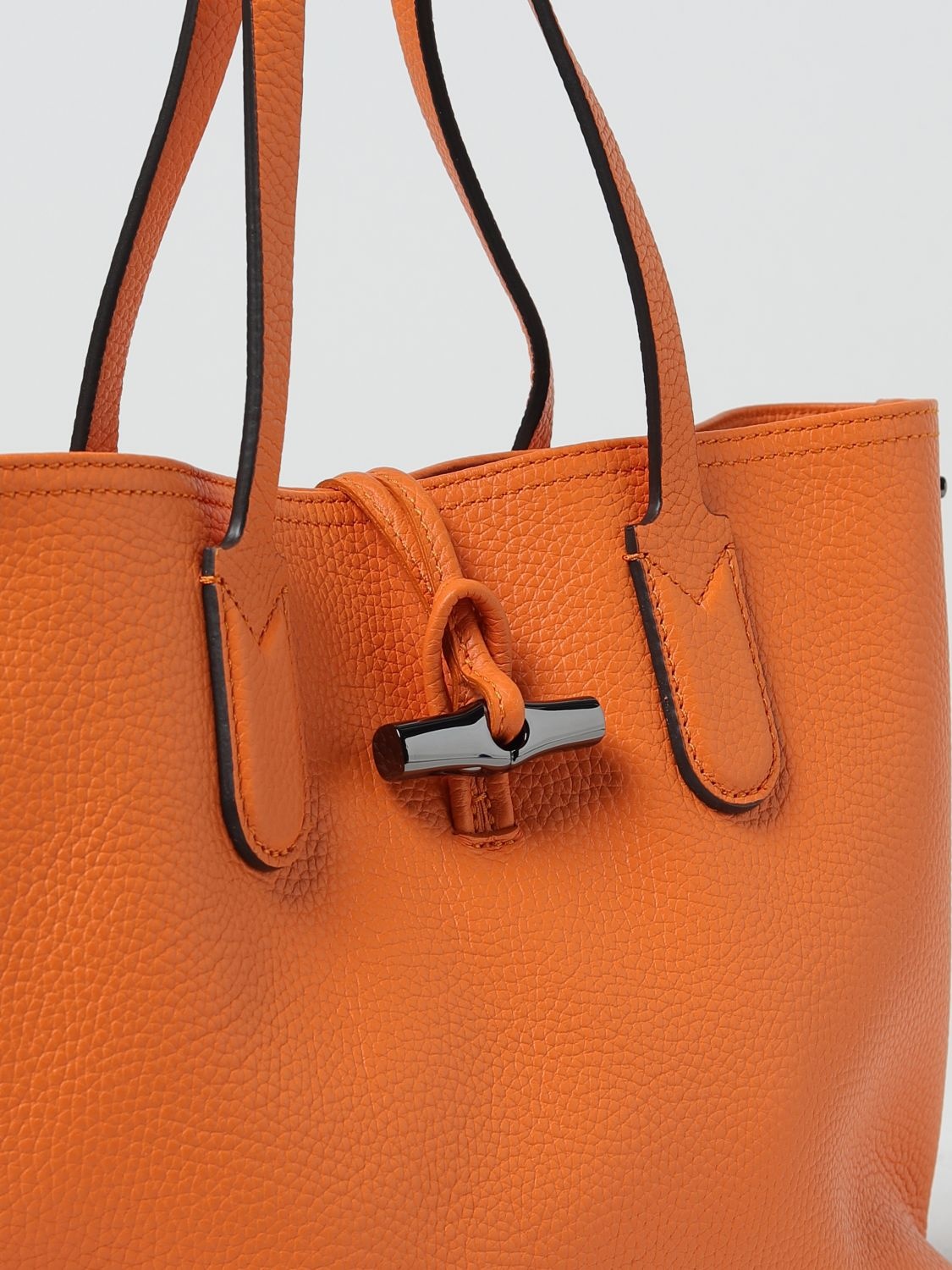 Longchamp Roseau Essential bag in grained leather with logo - 3