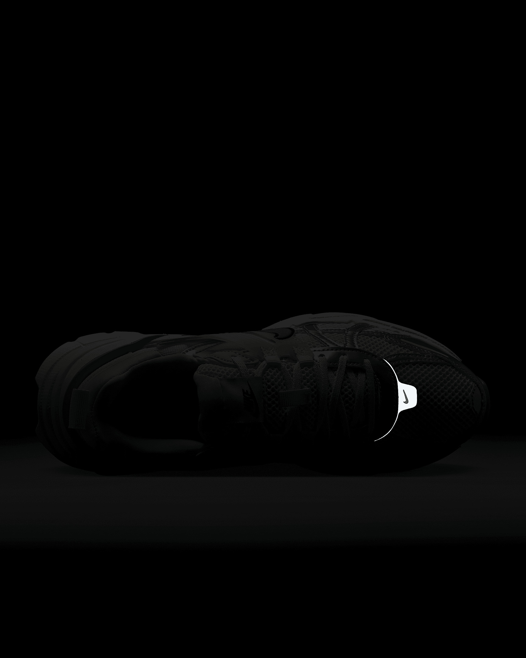 Nike V2K Run Women's Shoes - 9