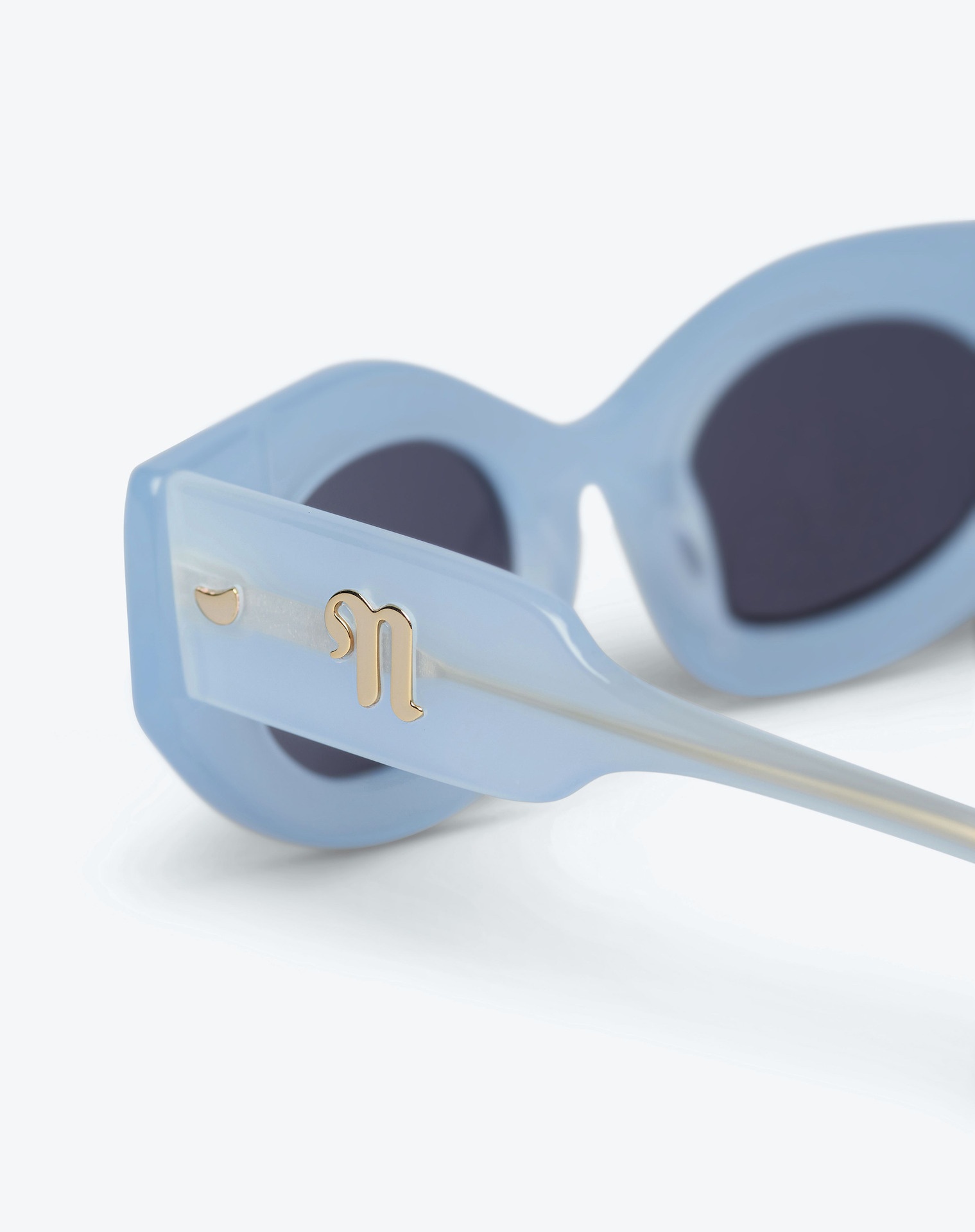 LEONIE - Bio-plastic oval sunglasses - Blue - 3
