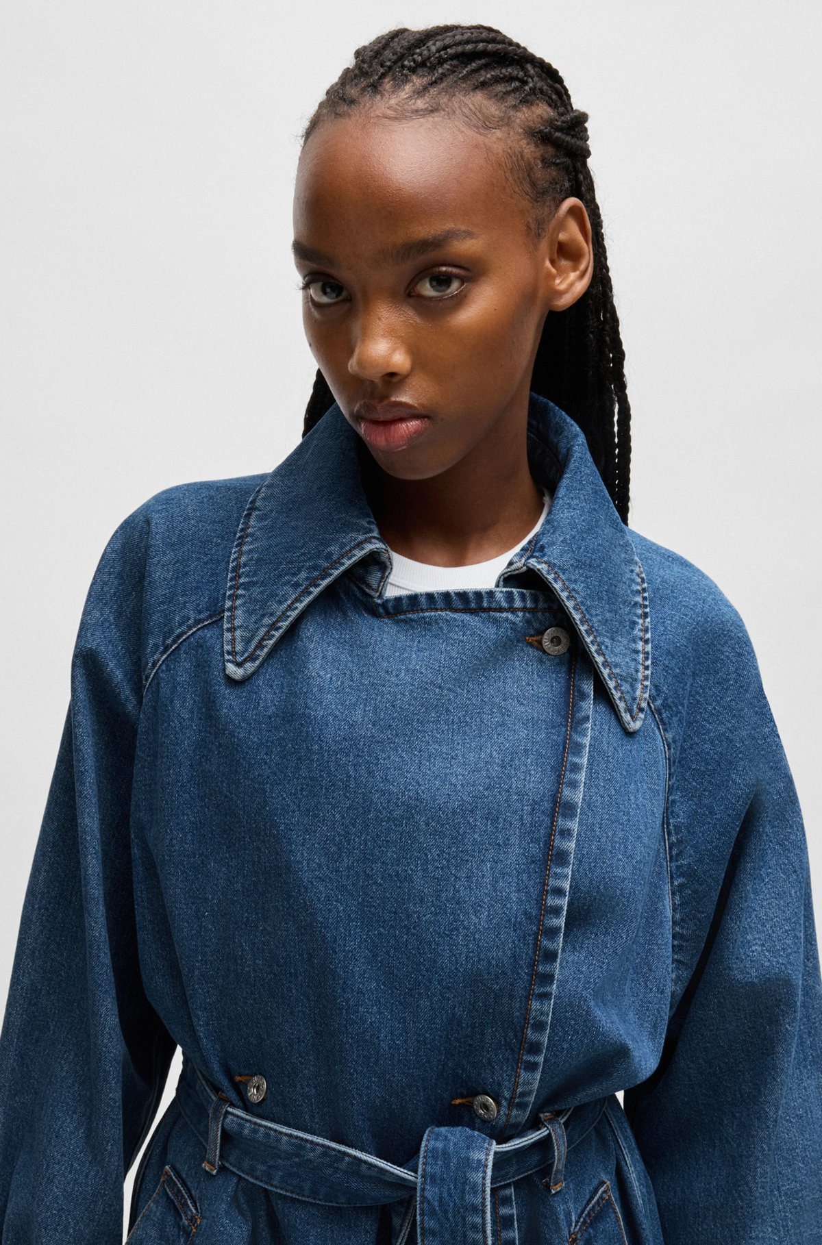 DOUBLE-BREASTED TRENCH COAT IN DARK-BLUE DENIM - 5