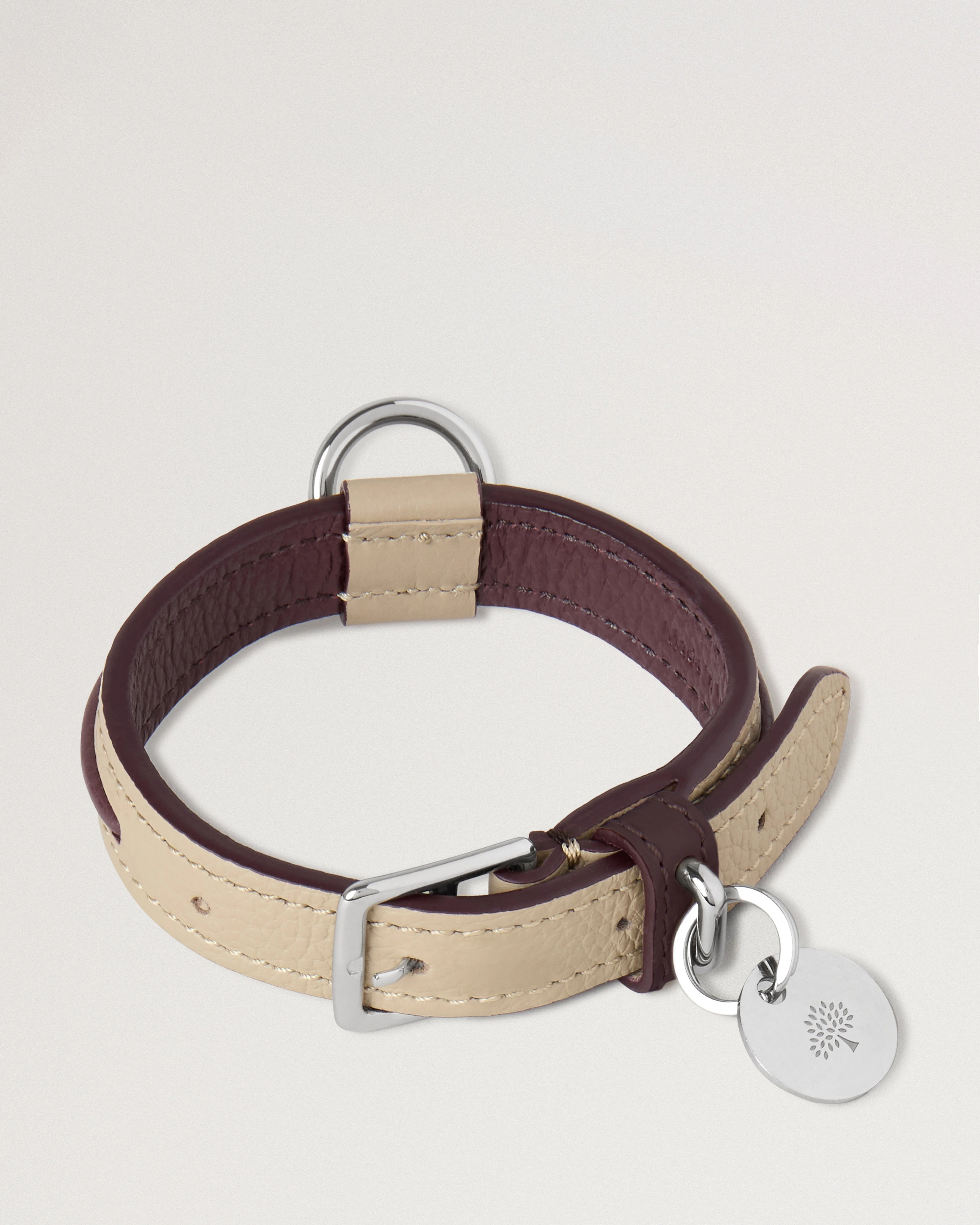 XS Leather Dog Collar
Dune & Oxblood Small Classic Grain - 1