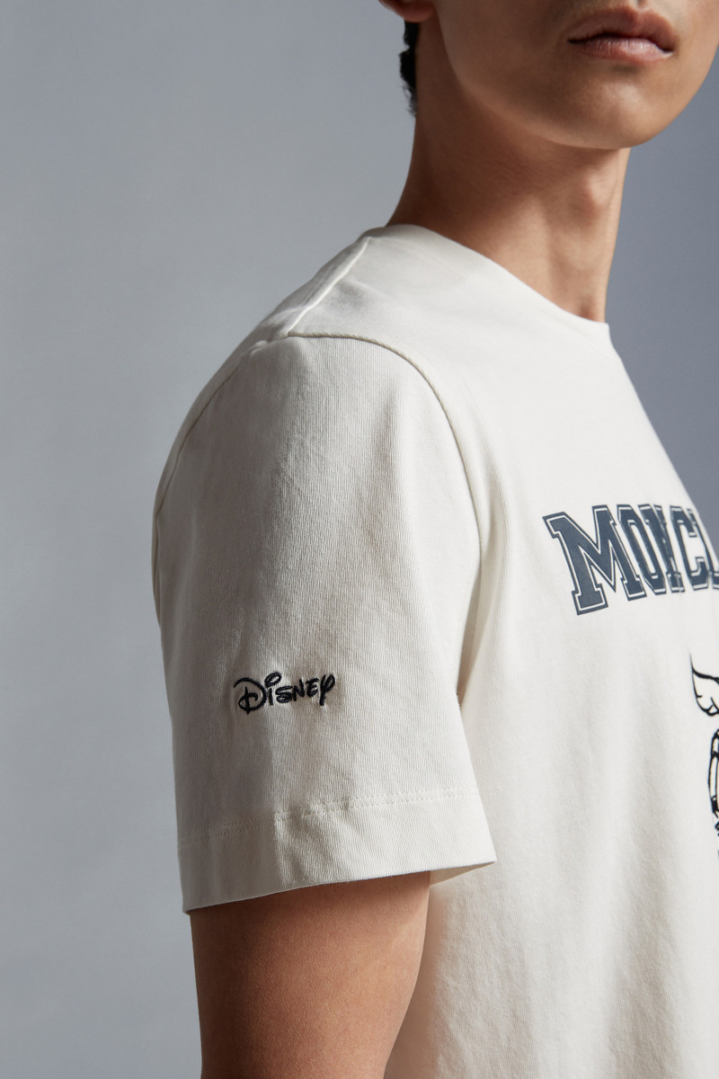 【本日限定お値下げ】MONCLER Tシャツ Disneyコラボ Moncler Logo T-Shirt - I10918C000158390T032 | REVERSIBLE