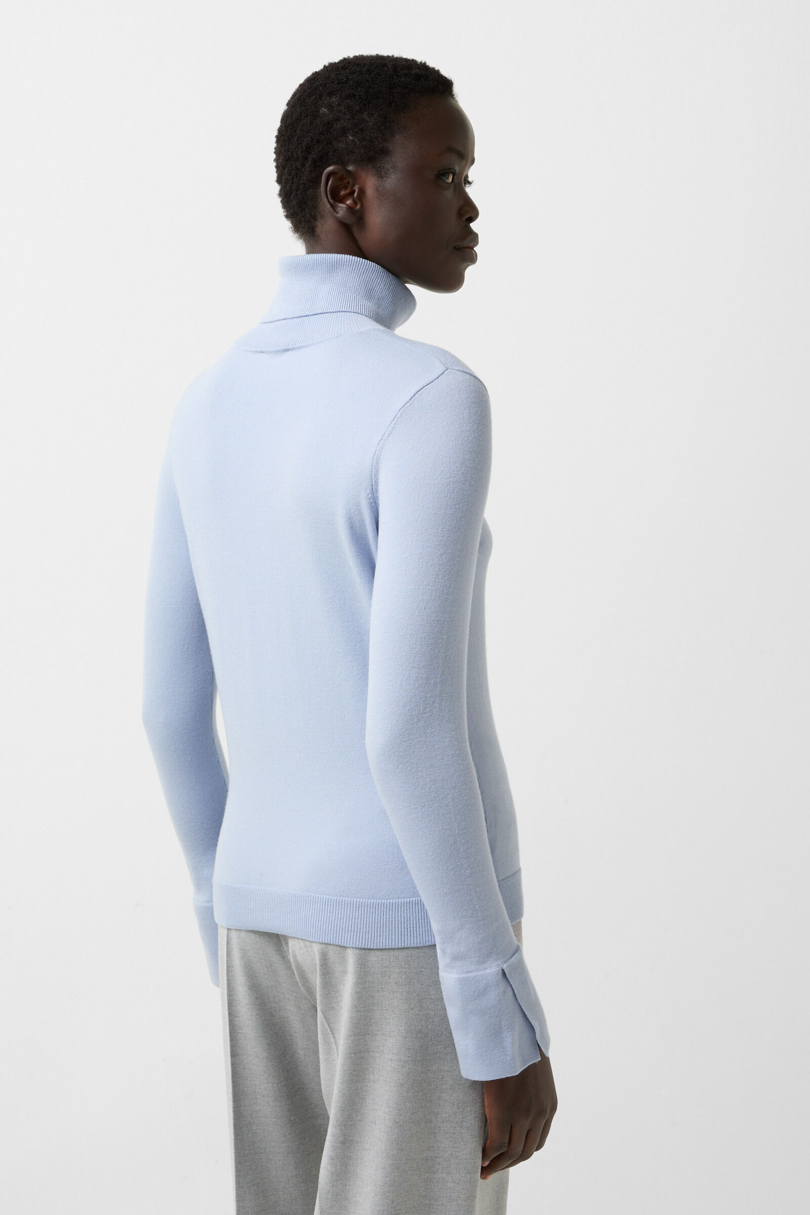Vinny turtleneck pullover in Light blue - 3