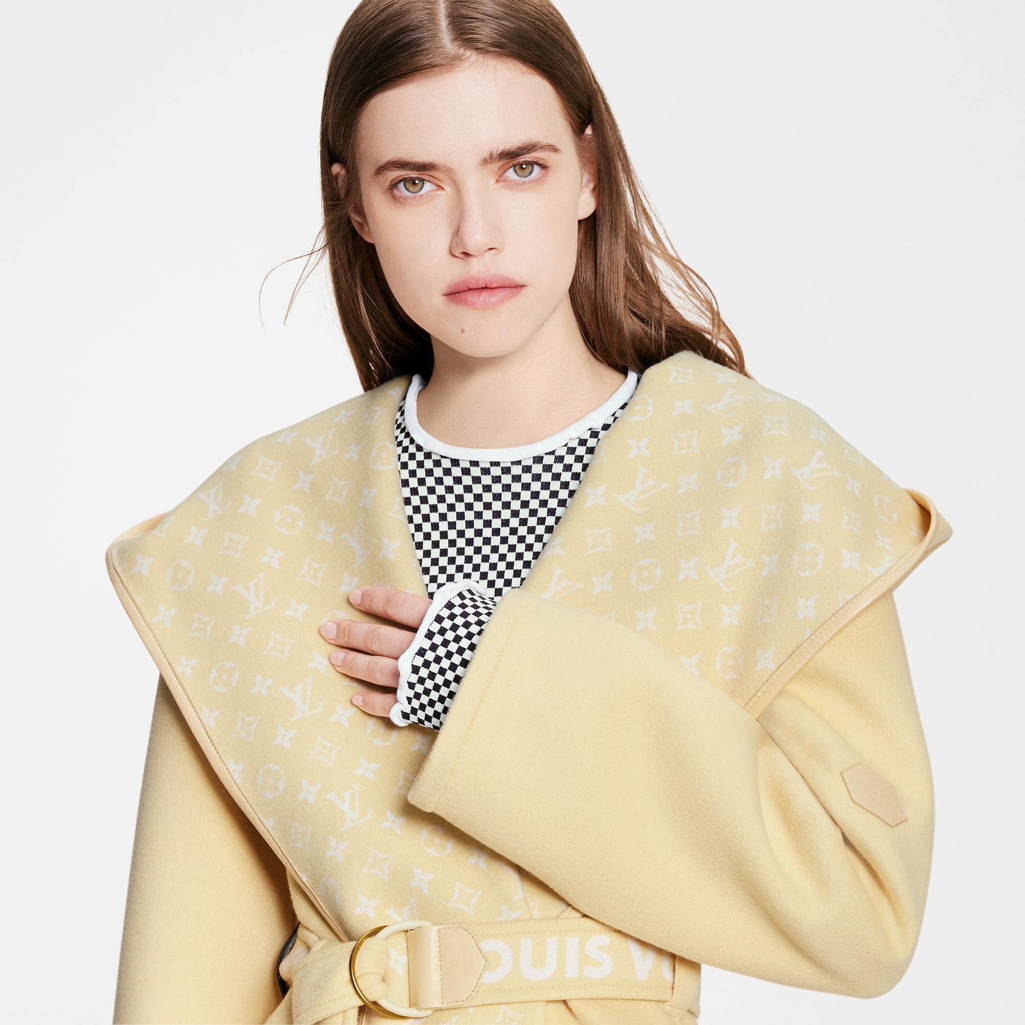 Signature Double Face Hooded Wrap Coat - 3